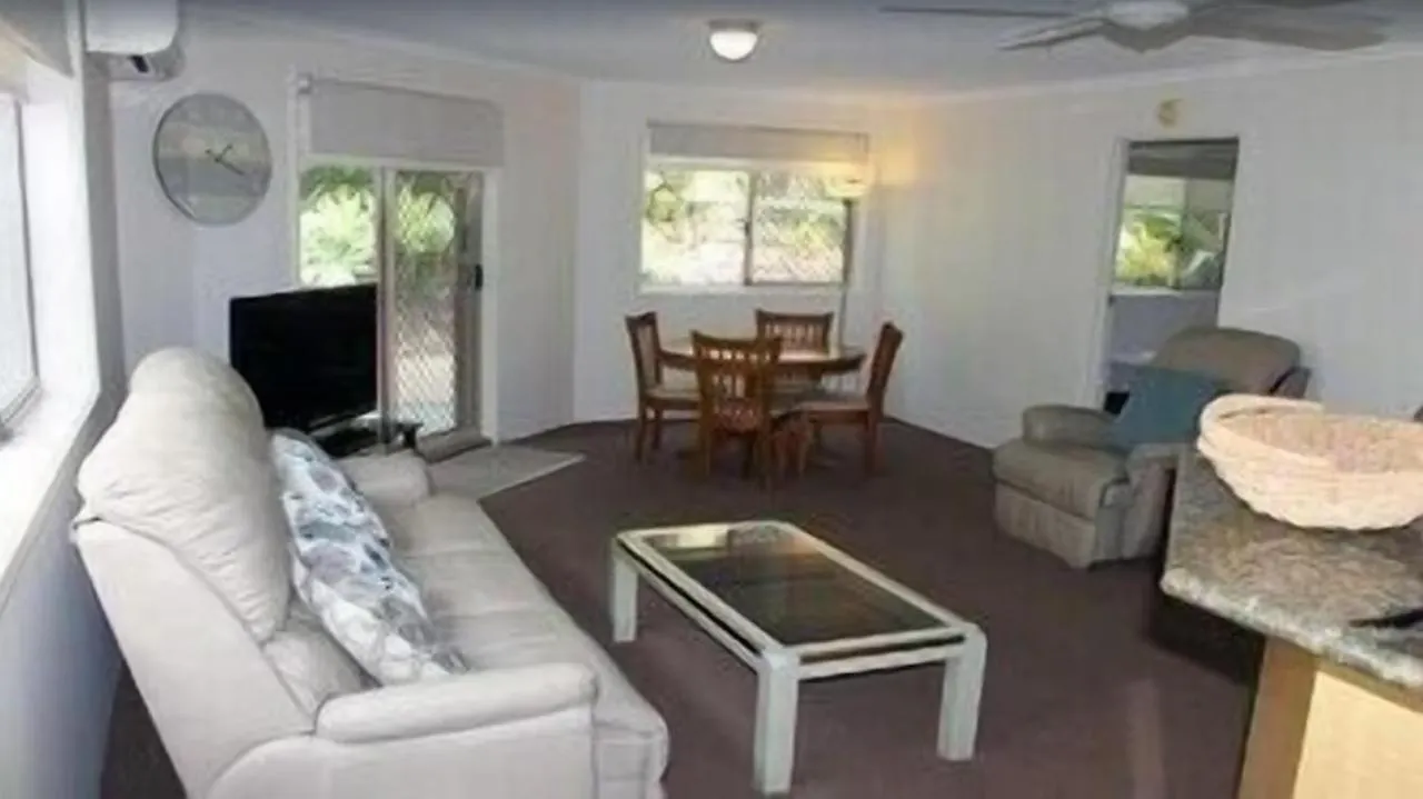 Norfolk Grove - Hosted By Burleigh Letting