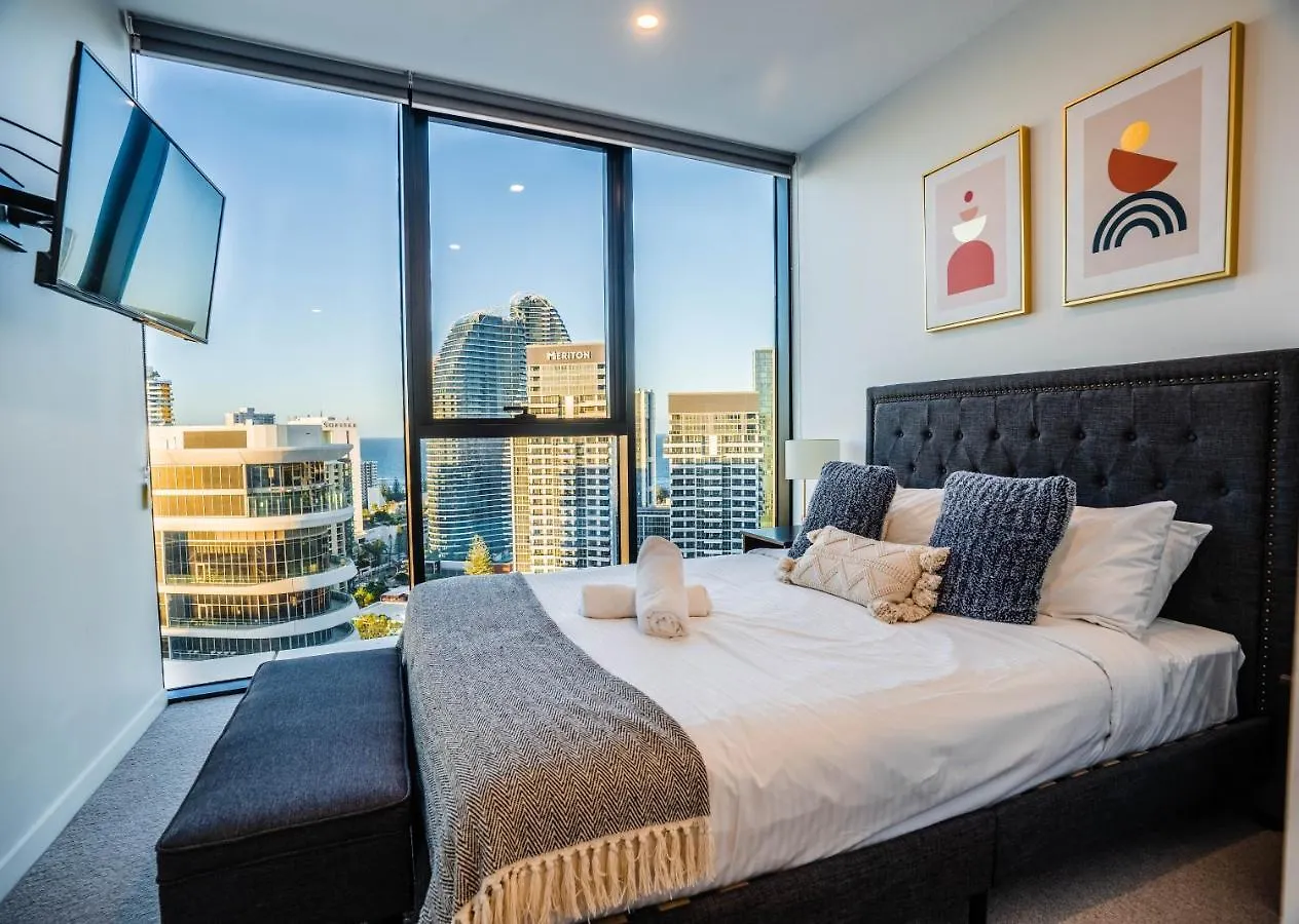 2 Bedroom Luxurious Family Next To Pacific Fair - Broadbeach Gc22 شقة *