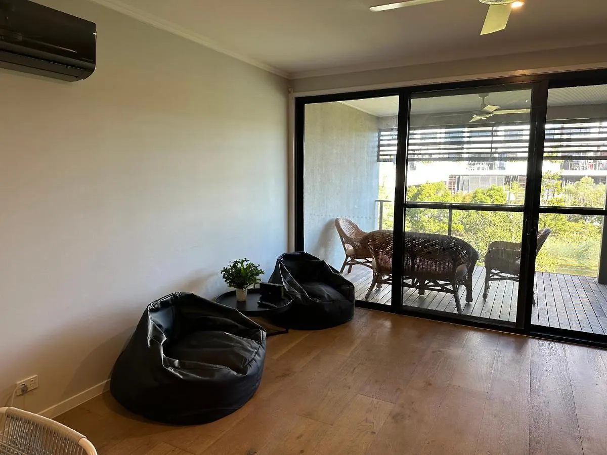 Appartement Near New 4br Townhouse Next To Shopping Mall