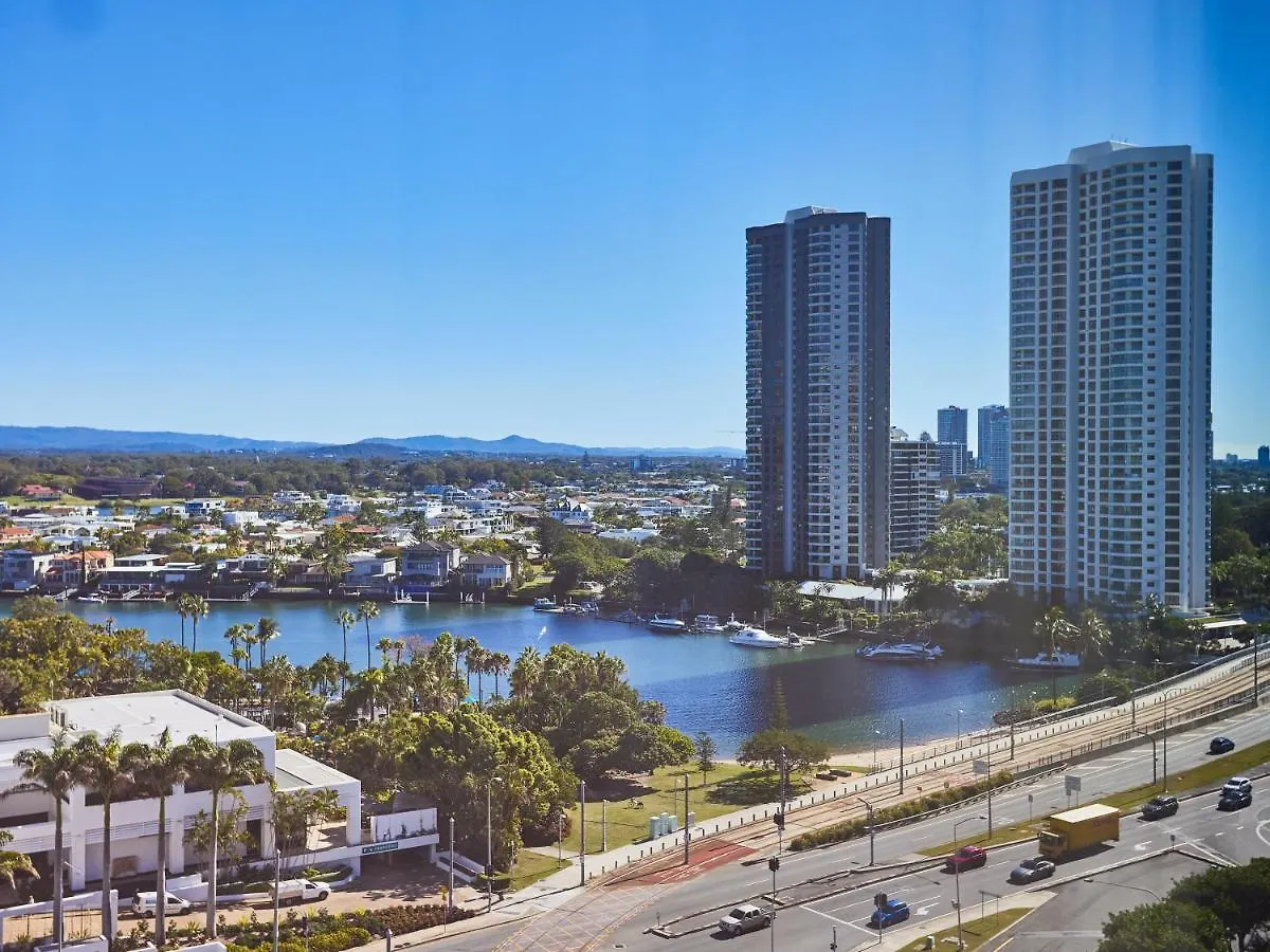 Serain Residences On Surfers * Gold Coast