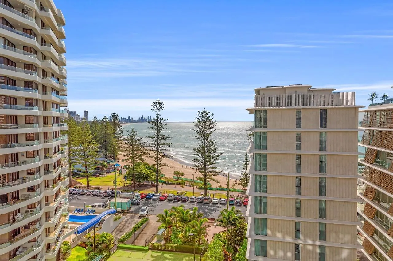 Burleigh Tower 4* Gold Coast