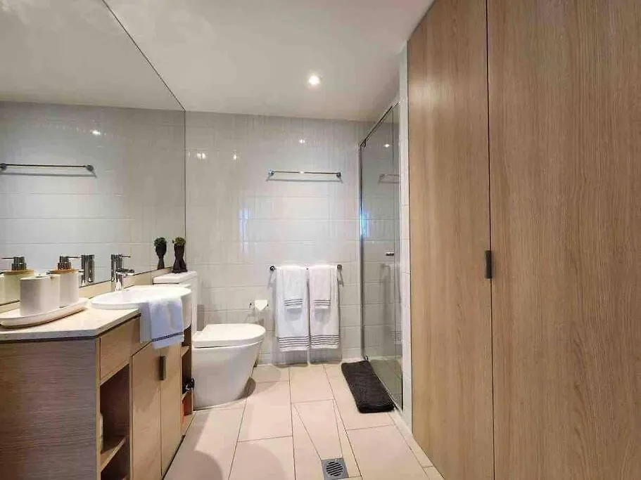 Broadbeach Business Or Leisure *