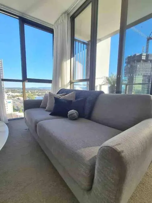 Broadbeach Business Or Leisure Apartment Gold Coast