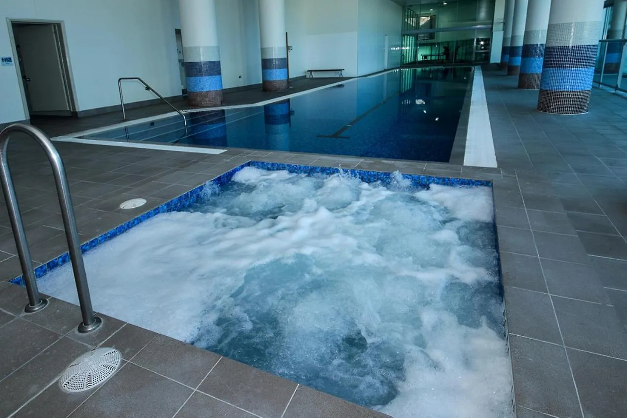 Exquisitely Furnished 2 Bedroom Apartment! Apartment Gold Coast