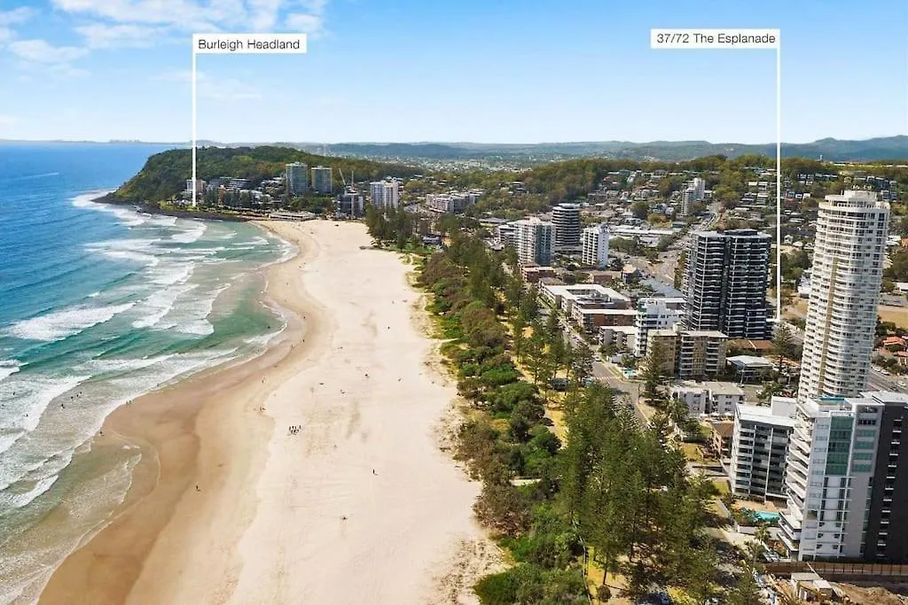 Burleigh Escape With Stunning Sunset Views *