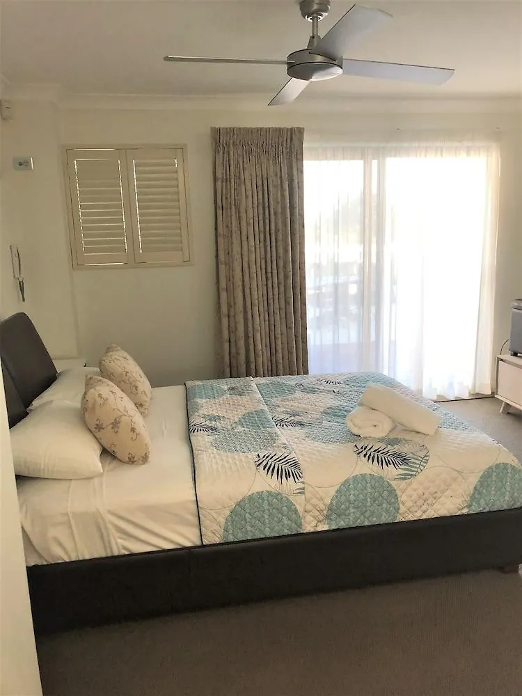 Sandcastles On The Broadwater 4*