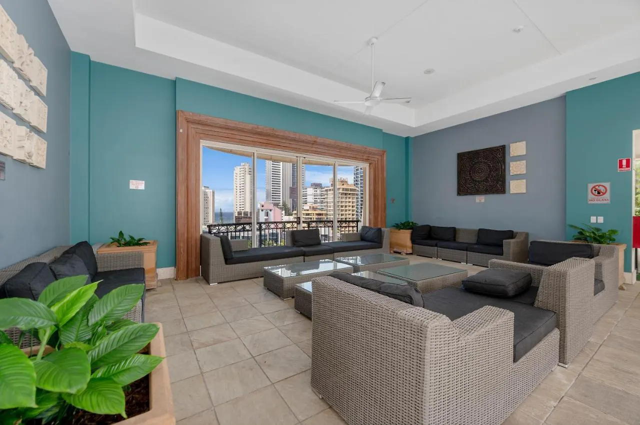 Surfers Paradise Chevron Sleeps 8 - Optimise *