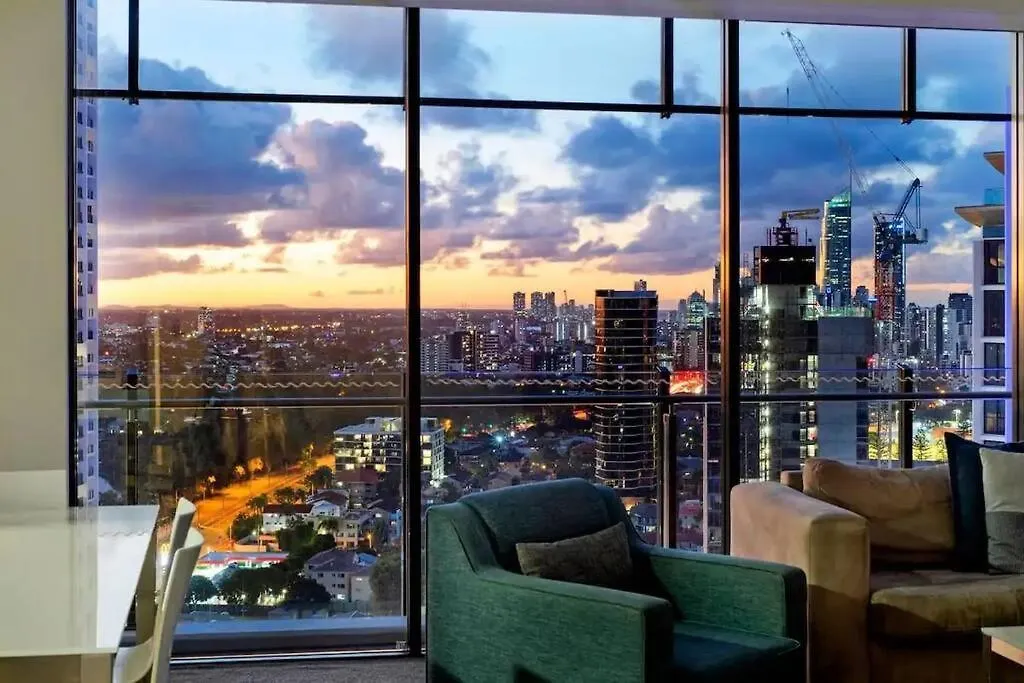 24th Floor Luxury, The Wave Broadbeach