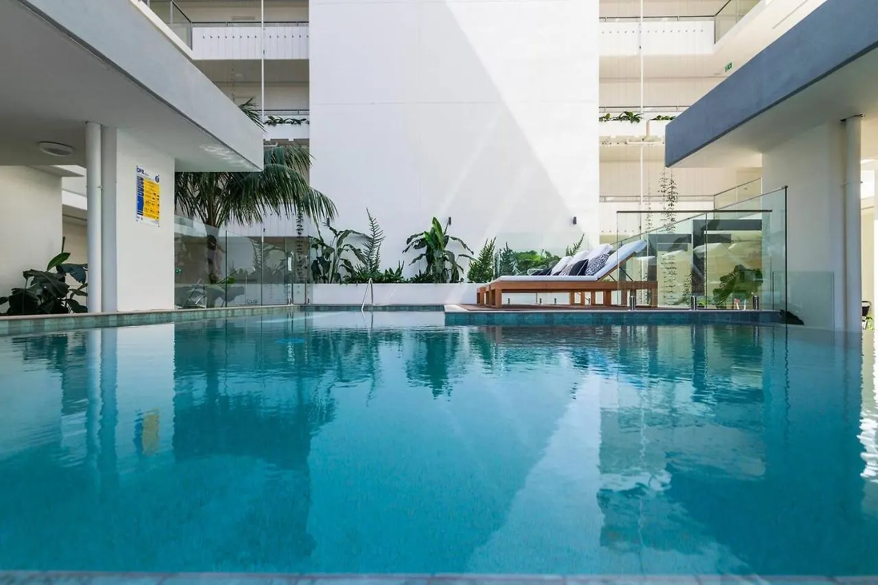 'tropical Tides' Resort-style Chic At Palm