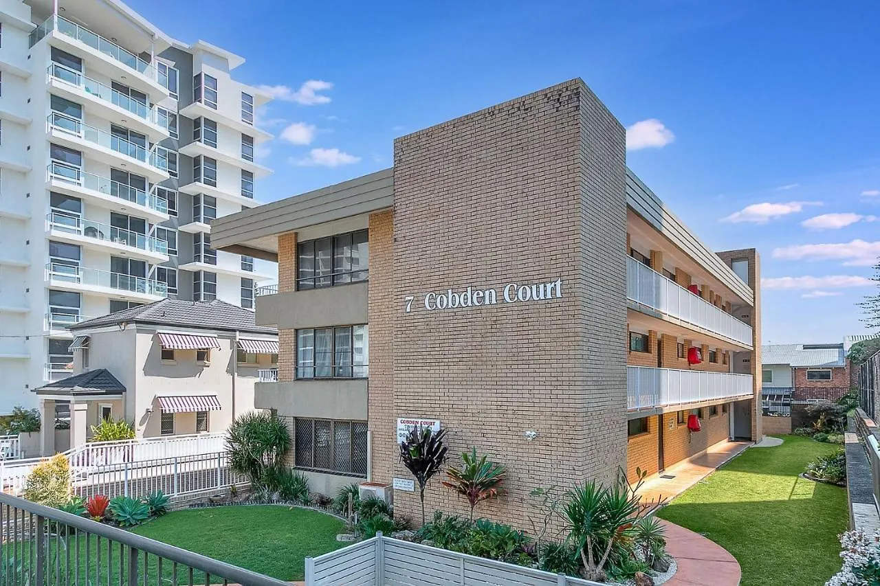 Cobden Court Unit 6 - 2 Bedroom Unit One Street From The * Gold Coast