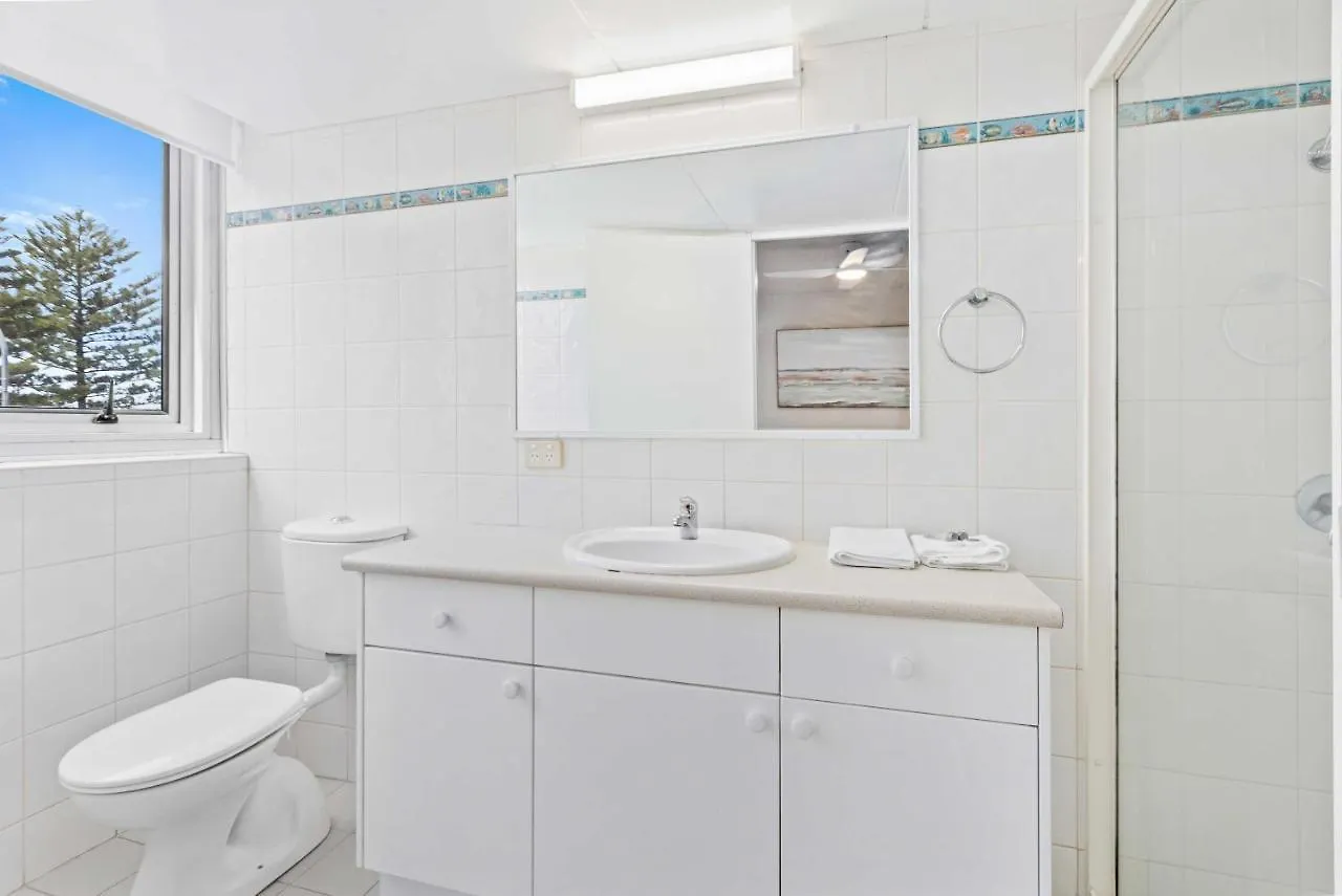 아파트 Ambassador Beachfront - Hosted By Burleigh Letting 골드코스트