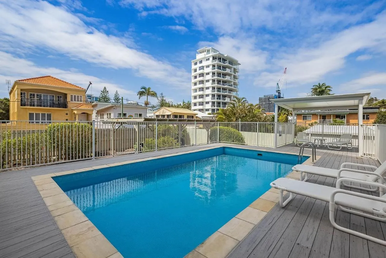 Apartament Eden Towers Unit 5 *