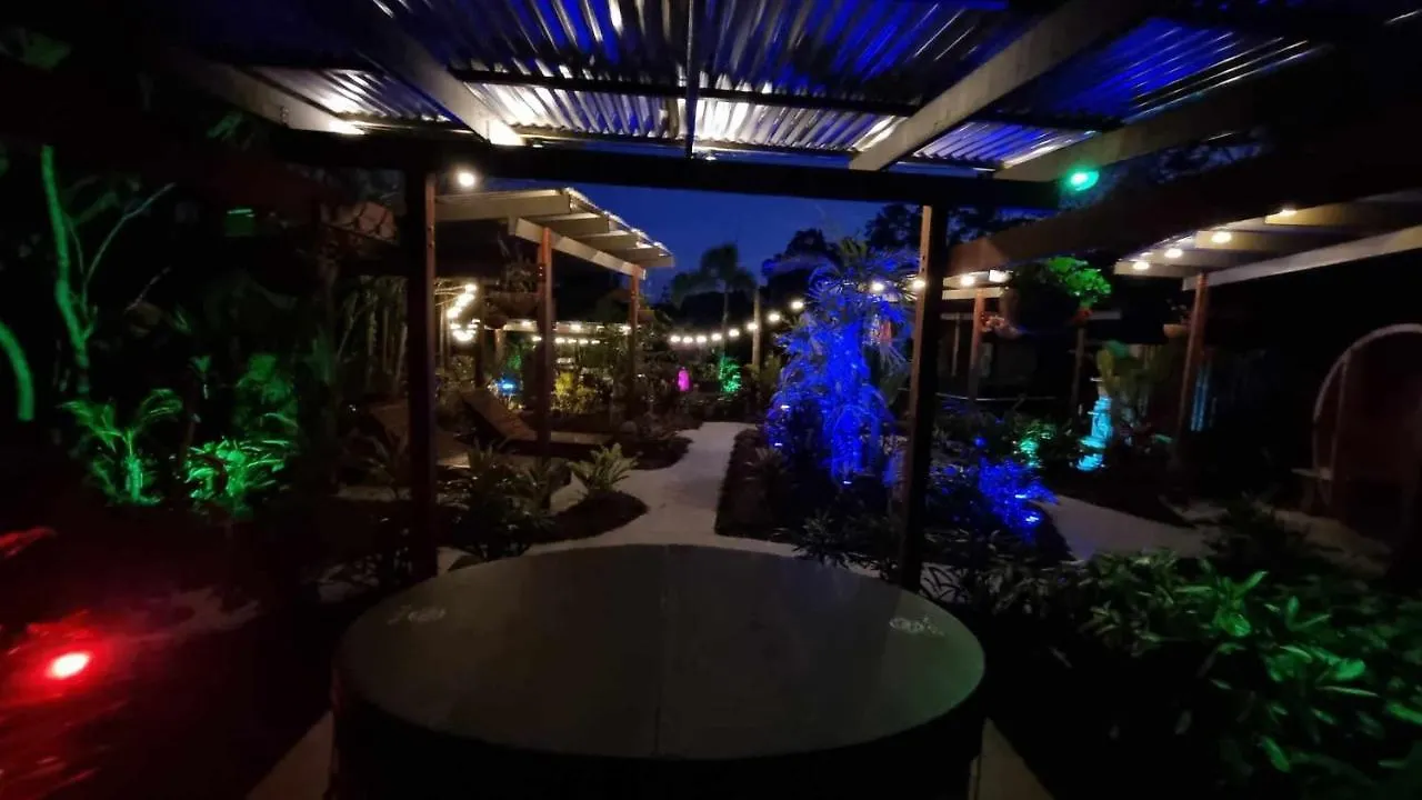게스트하우스 Healing Garden - California King Bed - Uluwatu *