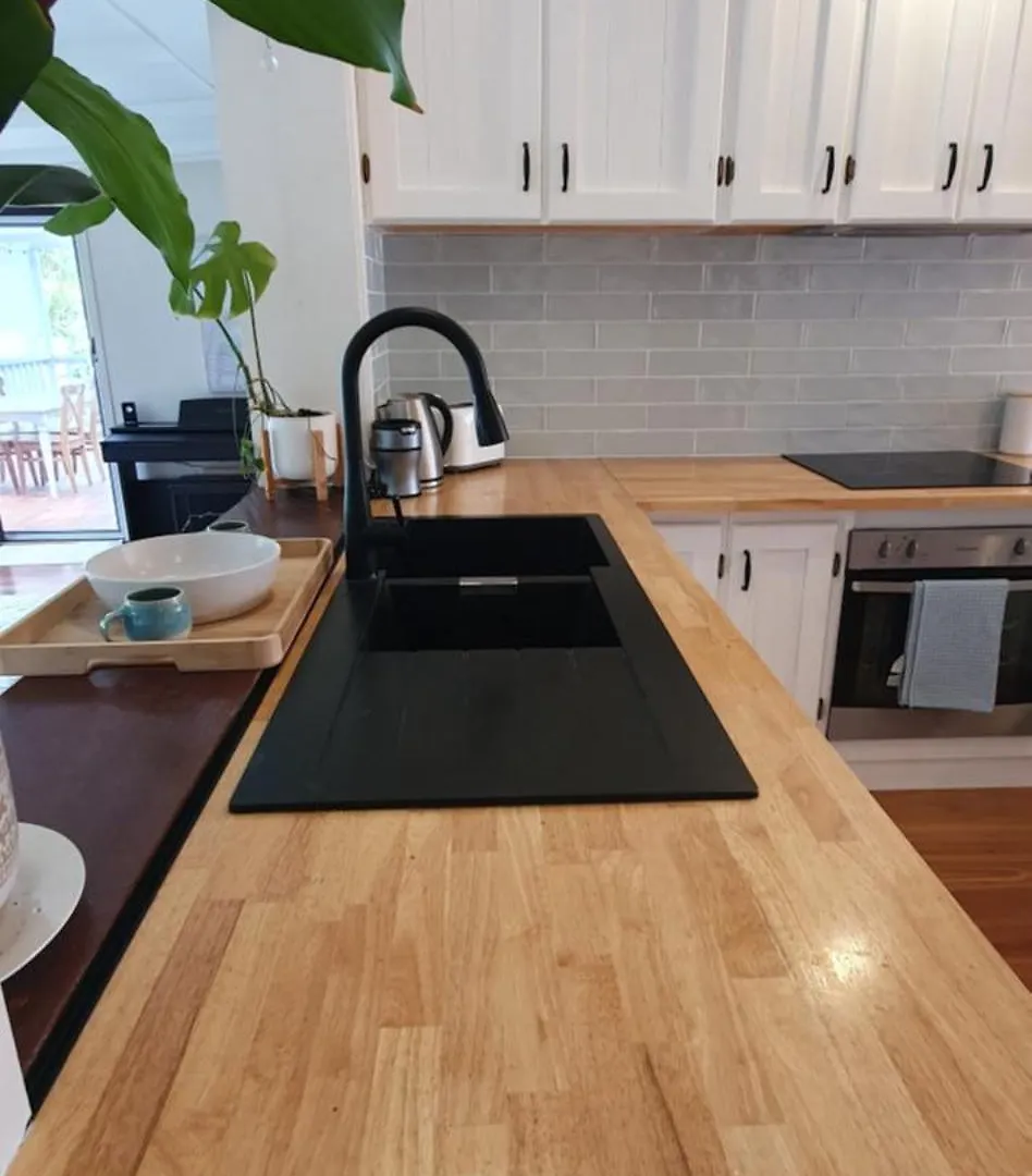 Family Retreat, 1 And Half Kms, Shops, Full * Gold Coast