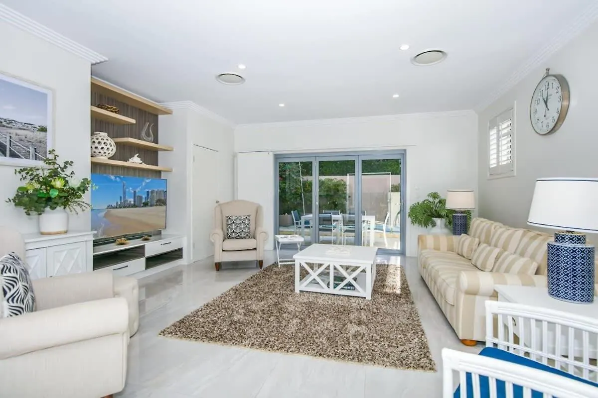 Opulence By Khove * Gold Coast