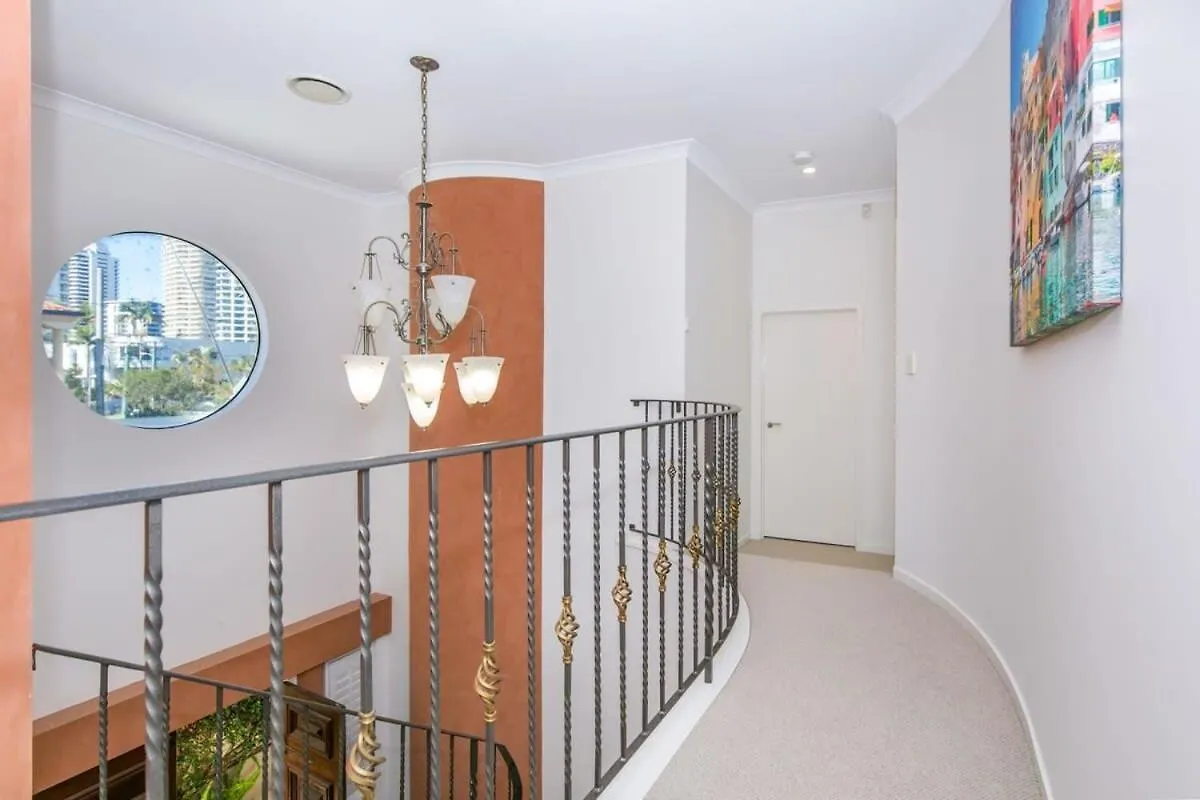 Opulence By Khove * Gold Coast