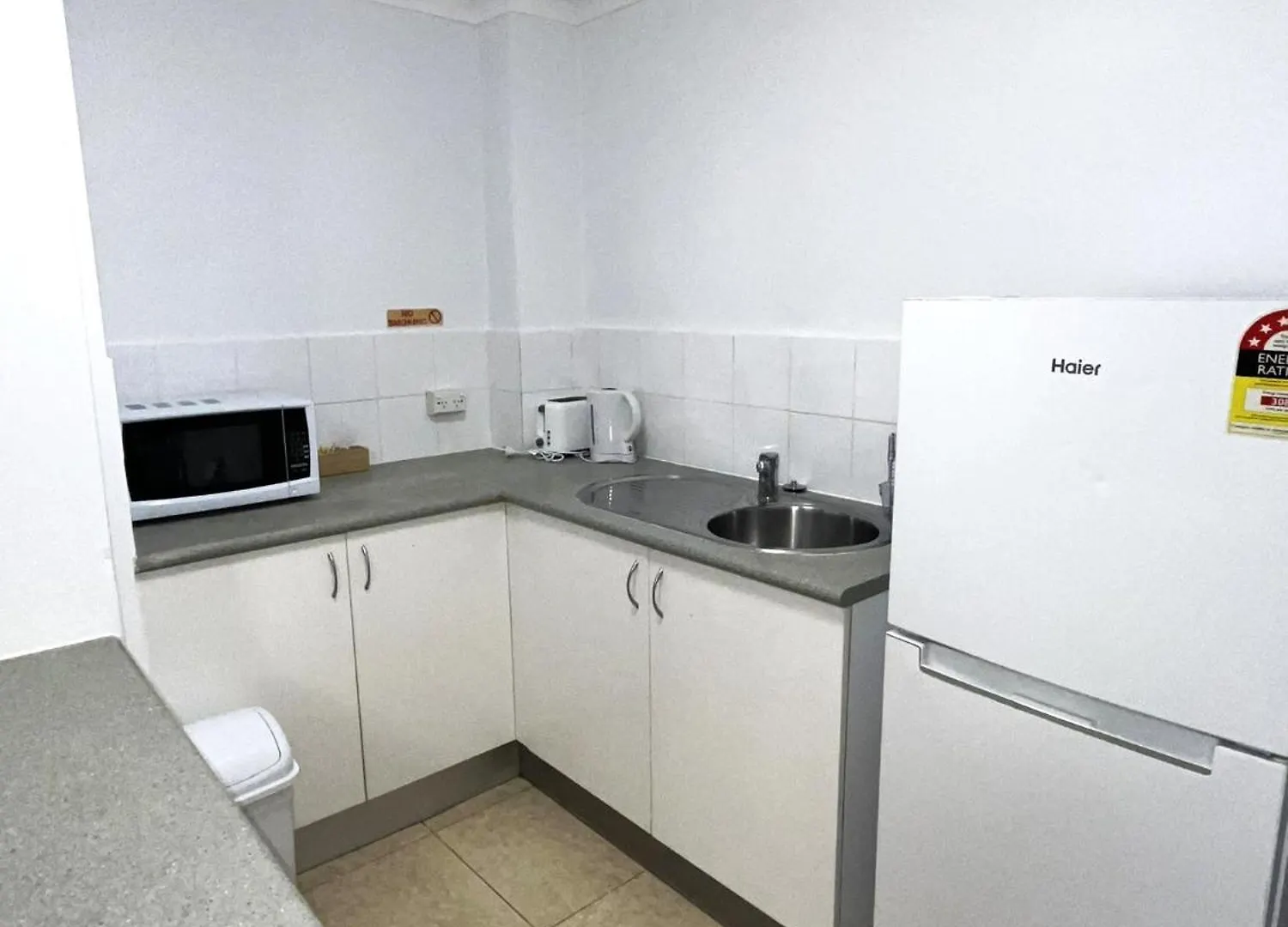 Motel Browns Broadbeach 3*