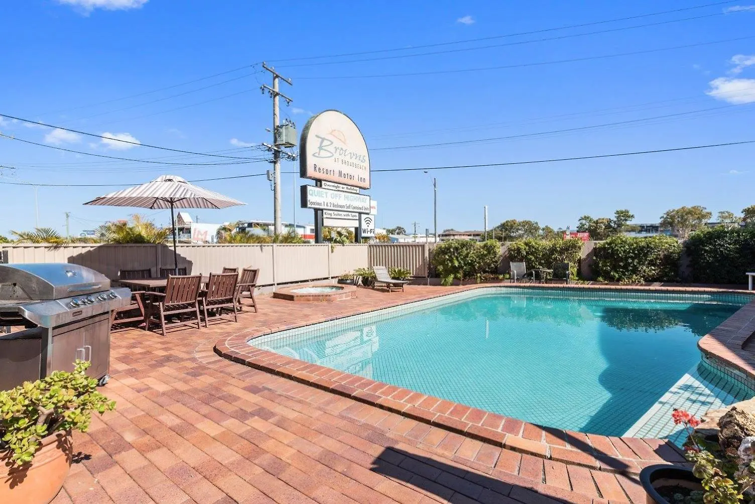 Motel Browns Broadbeach 3*