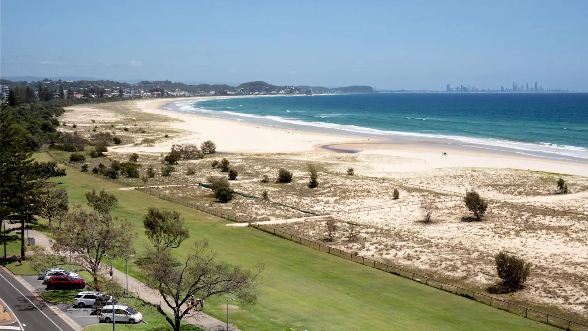 Sol - Luxury 3 Bedroom In Kirra Gold Coast