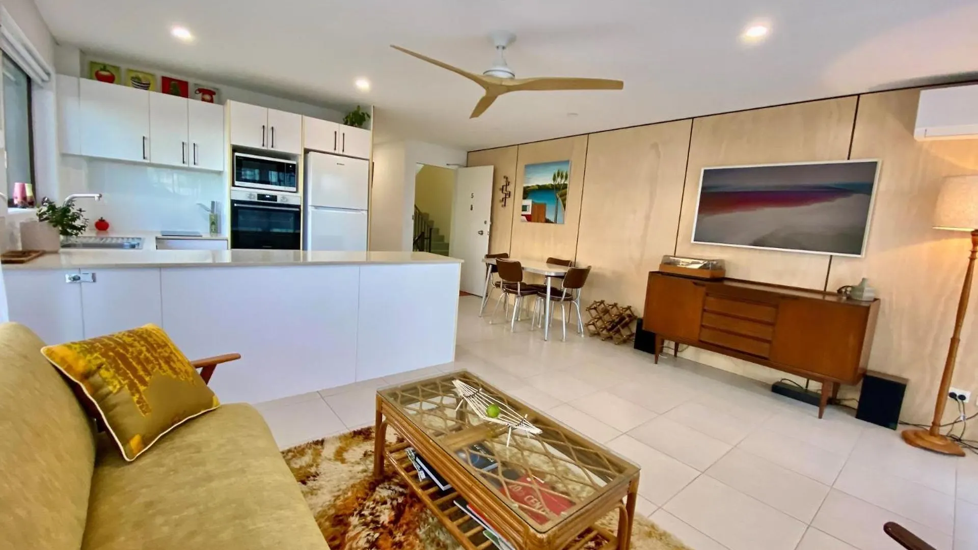 Apartment Lou's Tiki Pad Gold Coast