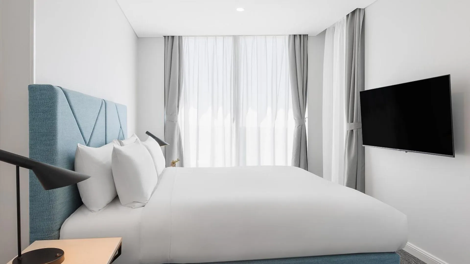 Meriton Surfers Paradise 5*