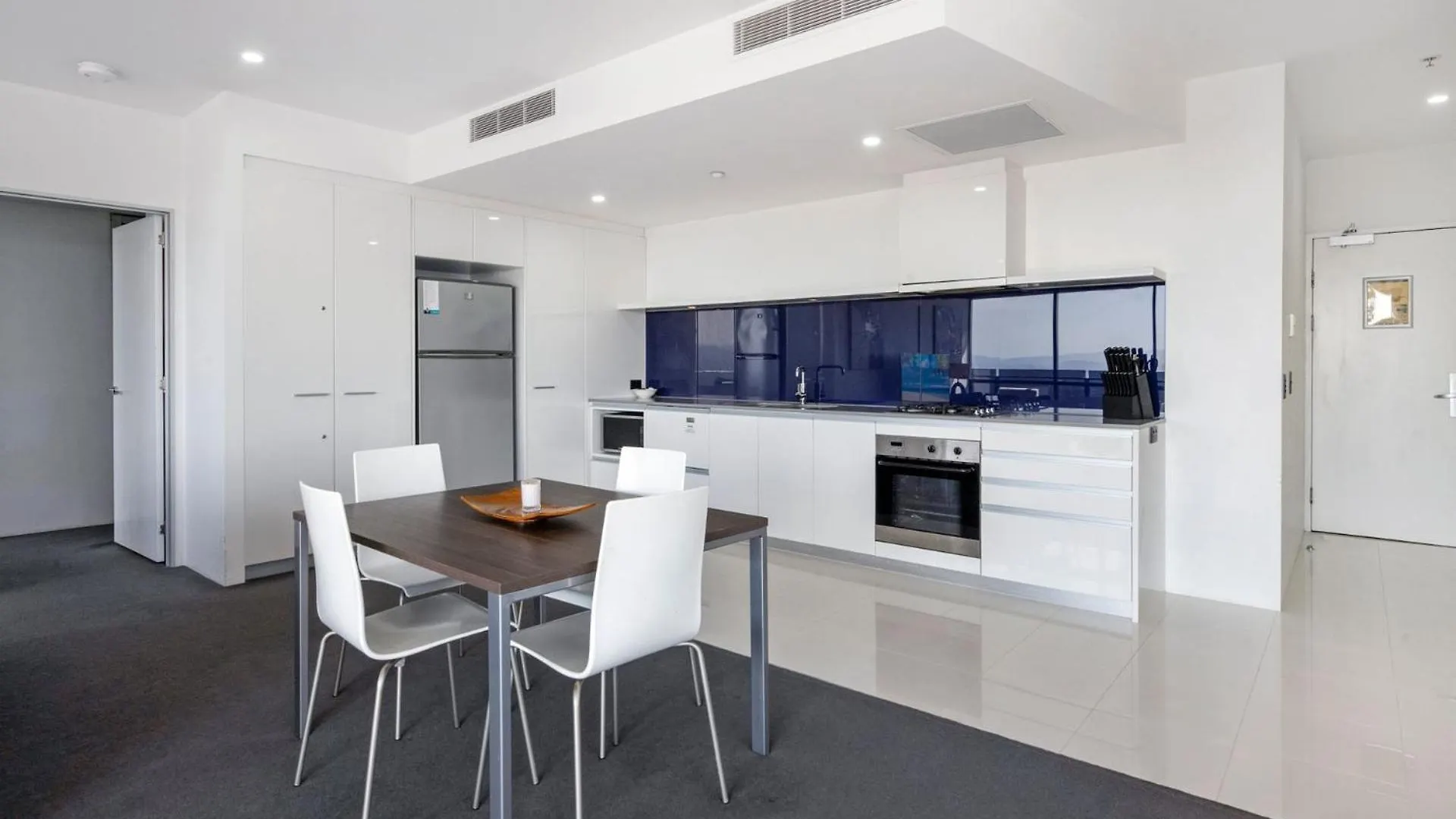 Apartament Circle On Cavill High Floor 1 Bedroom *