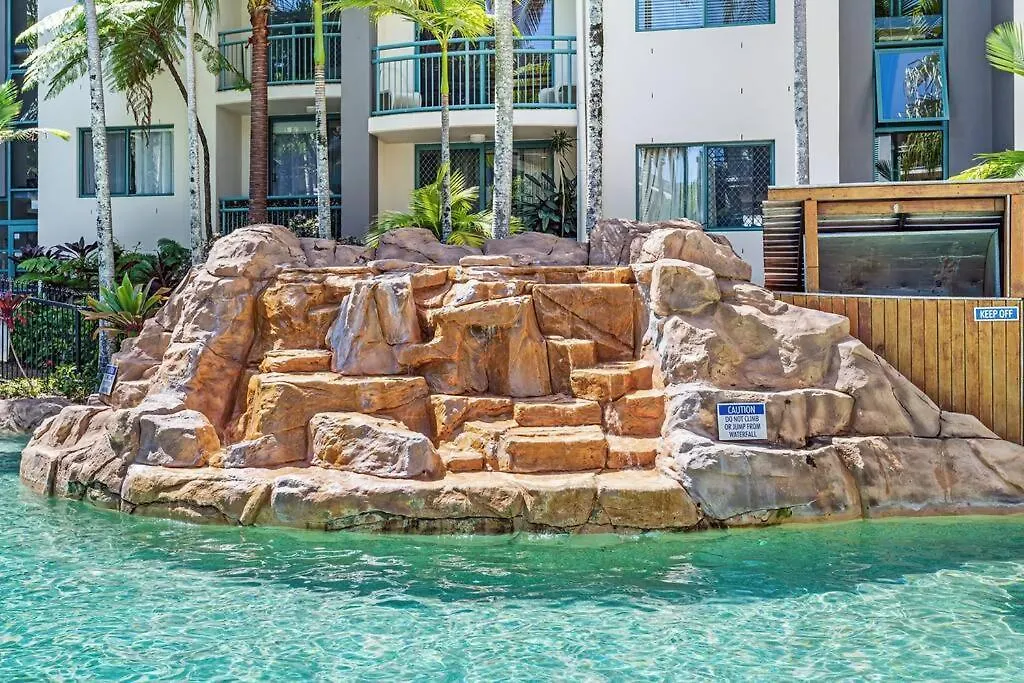 Currumbin Sands Beachfront Retreat