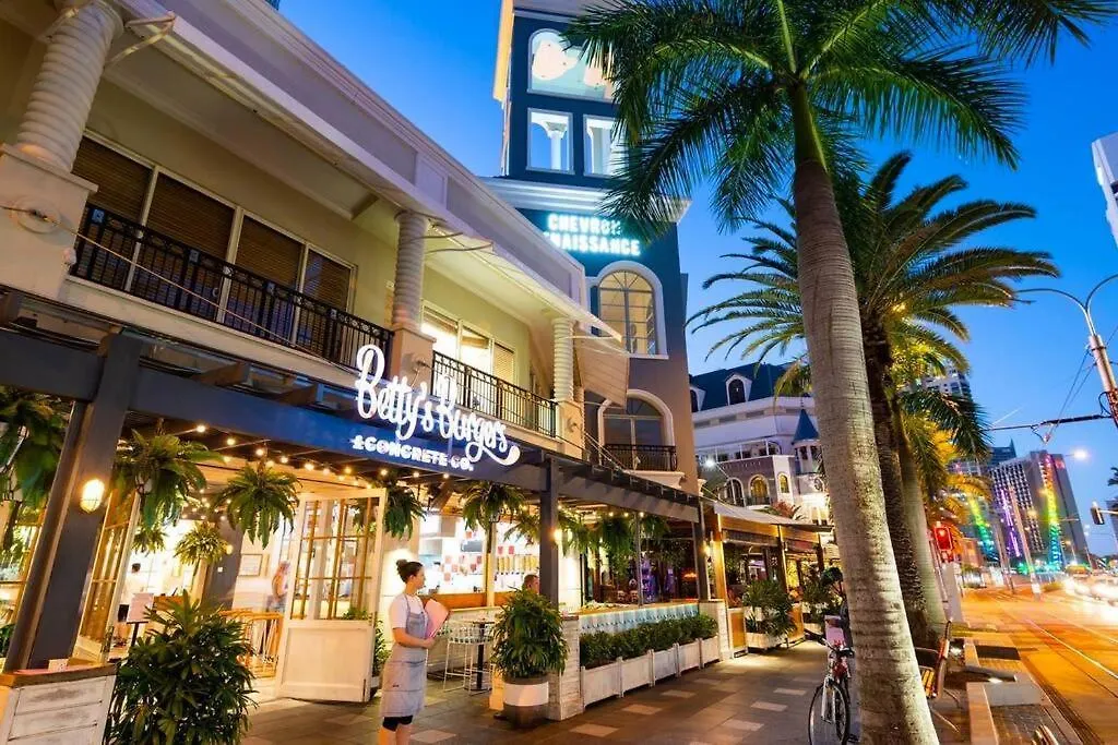 Hilton Surfers - 4bd Large Views *