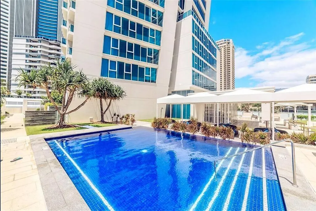 Hilton Surfers - 4bd Large Views *