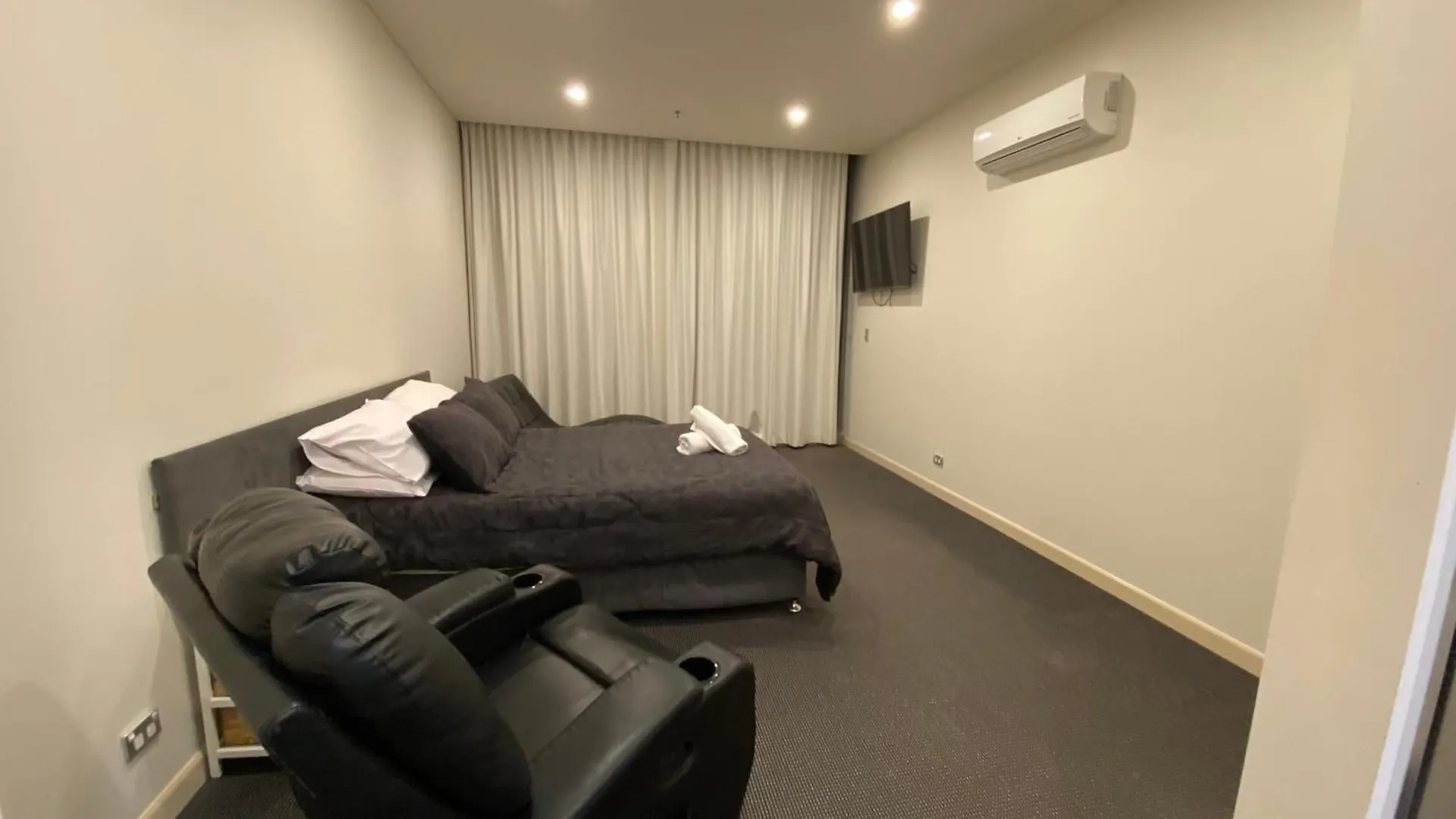 Aparthotel Solaire 4*
