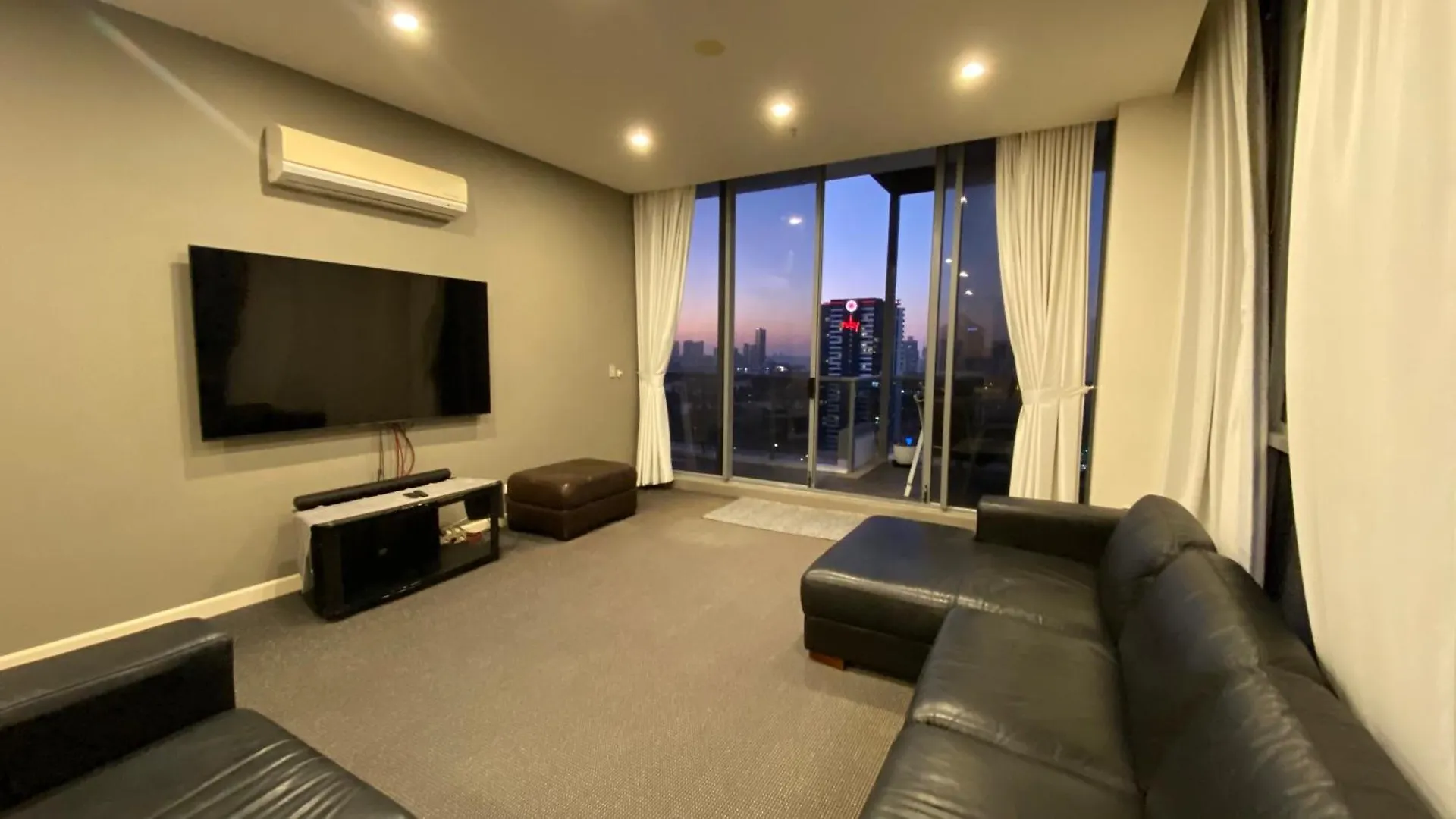 Solaire Aparthotel Gold Coast