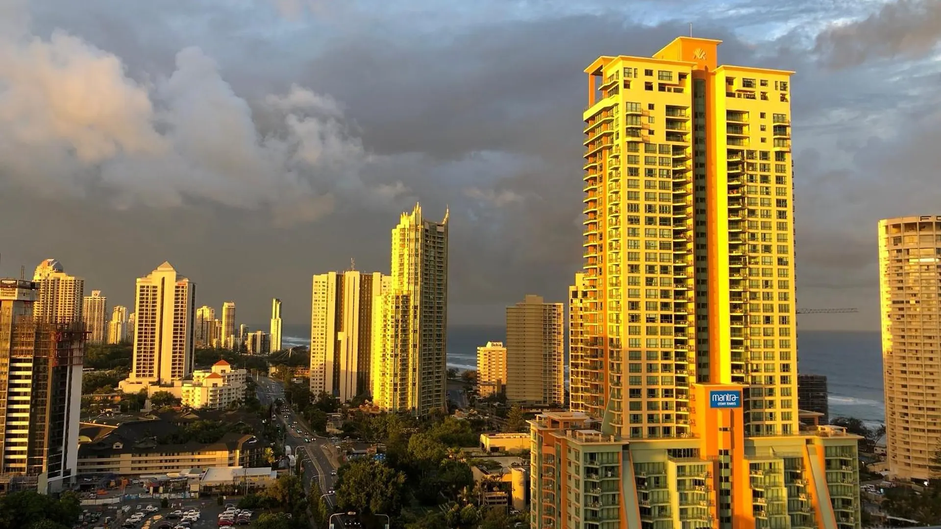 Solaire Aparthotel 4*