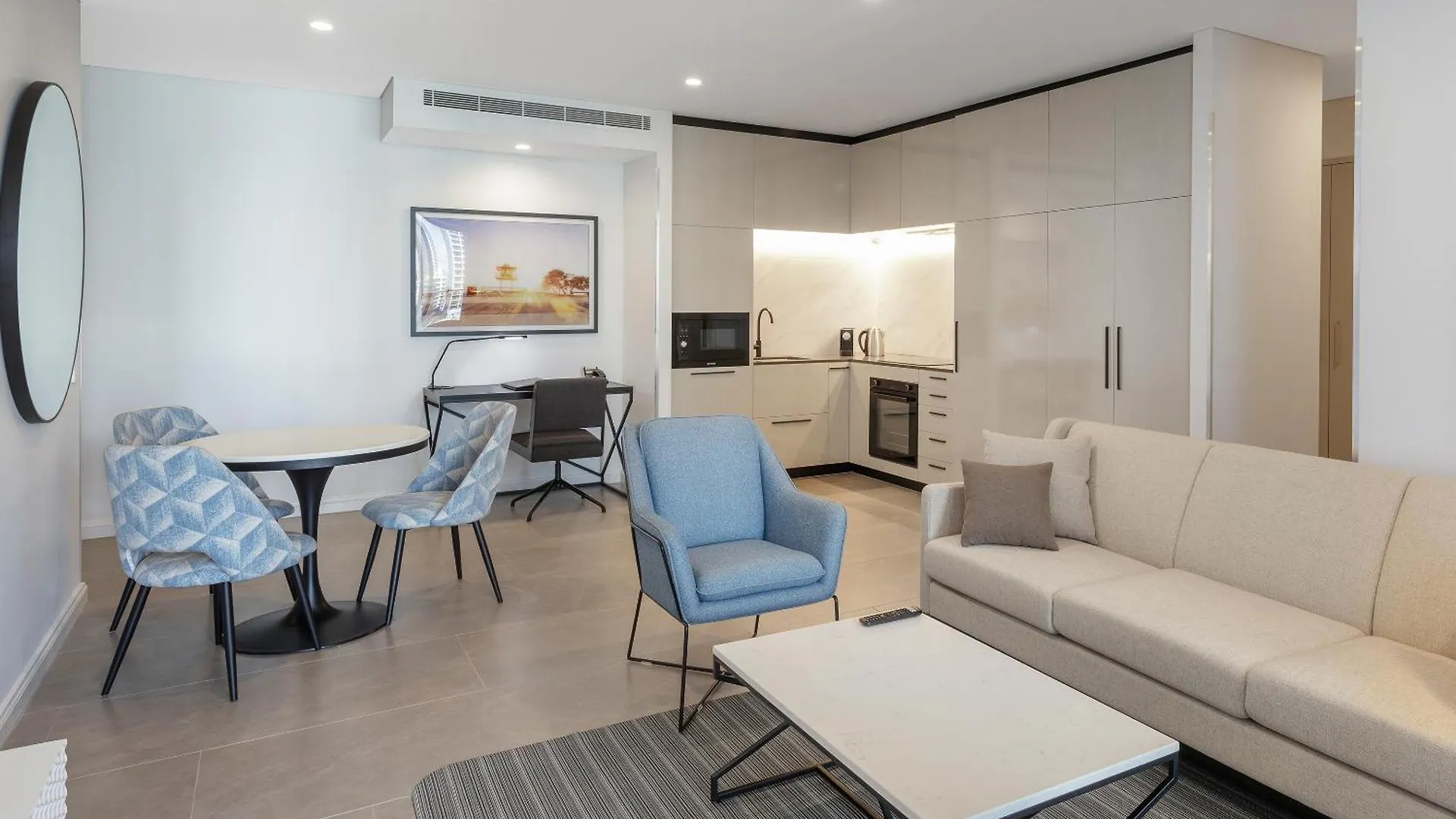 Meriton Surfers Paradise Apartmanhotel 5*