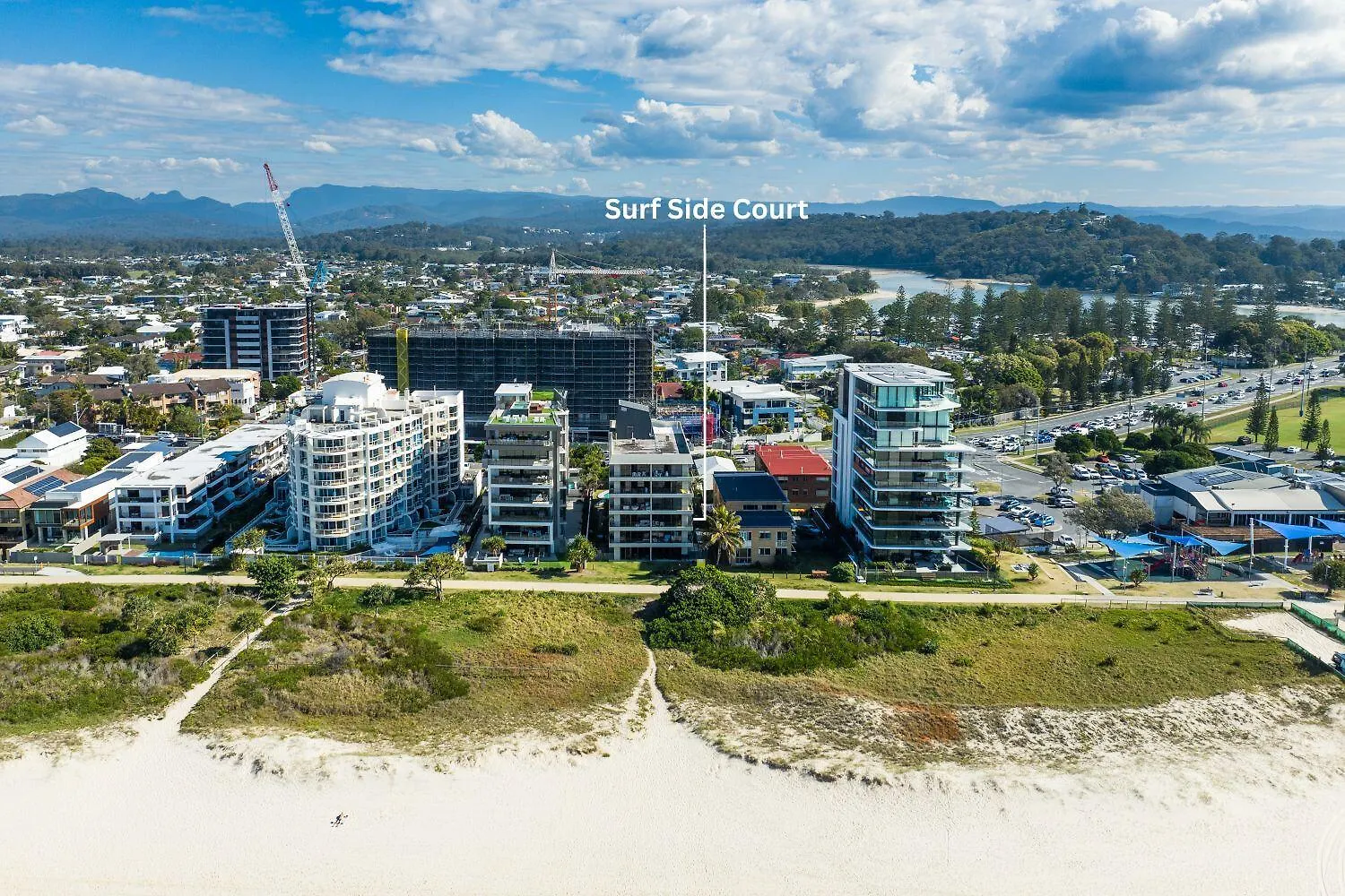 Surfside Court - Hosted By Burleigh Letting *