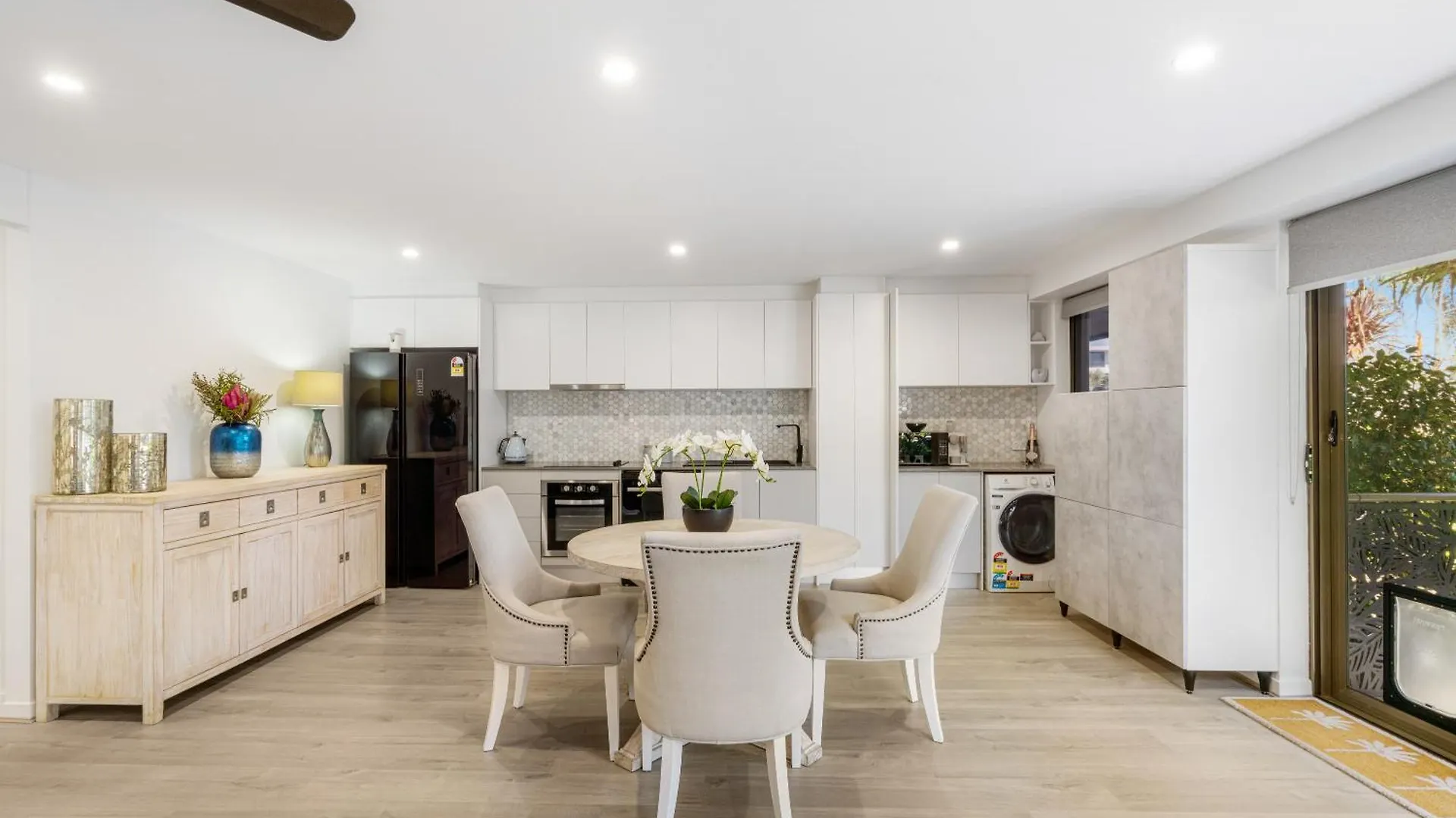 Surfside Court - Hosted By Burleigh Letting Apartment