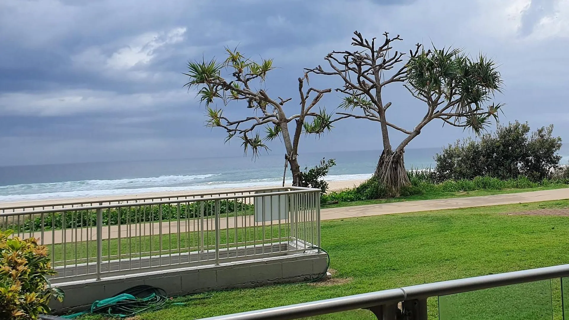 Pacific Surf Absolute Beachfront