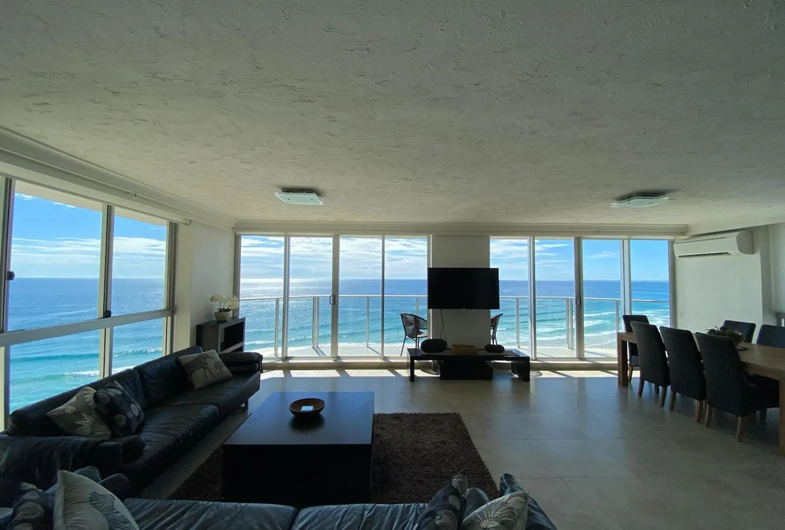 Hi Surf Beachfront