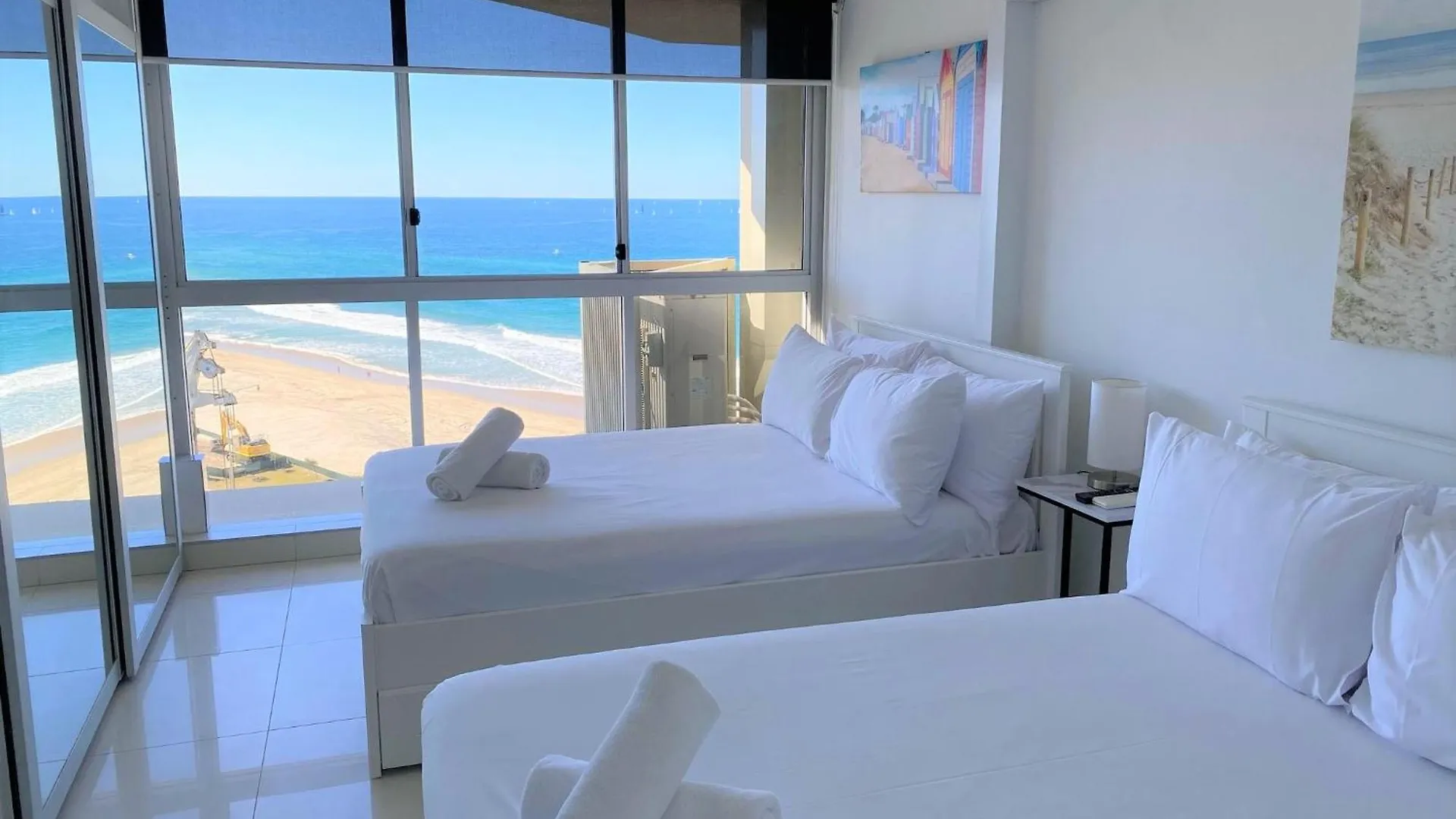 Hi Surf Beachfront Aparthotel 4*