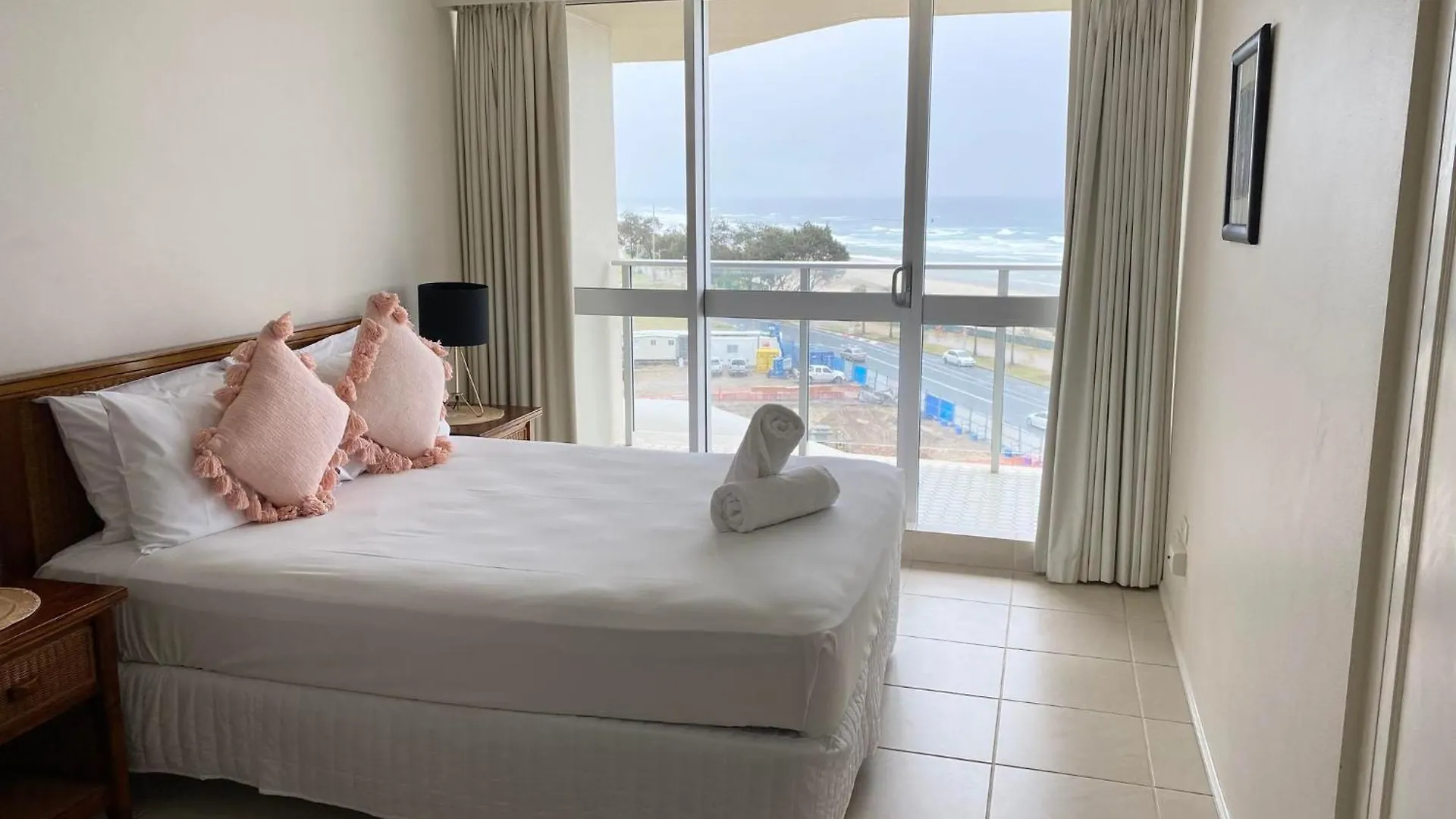 Hi Surf Beachfront 4* Gold Coast