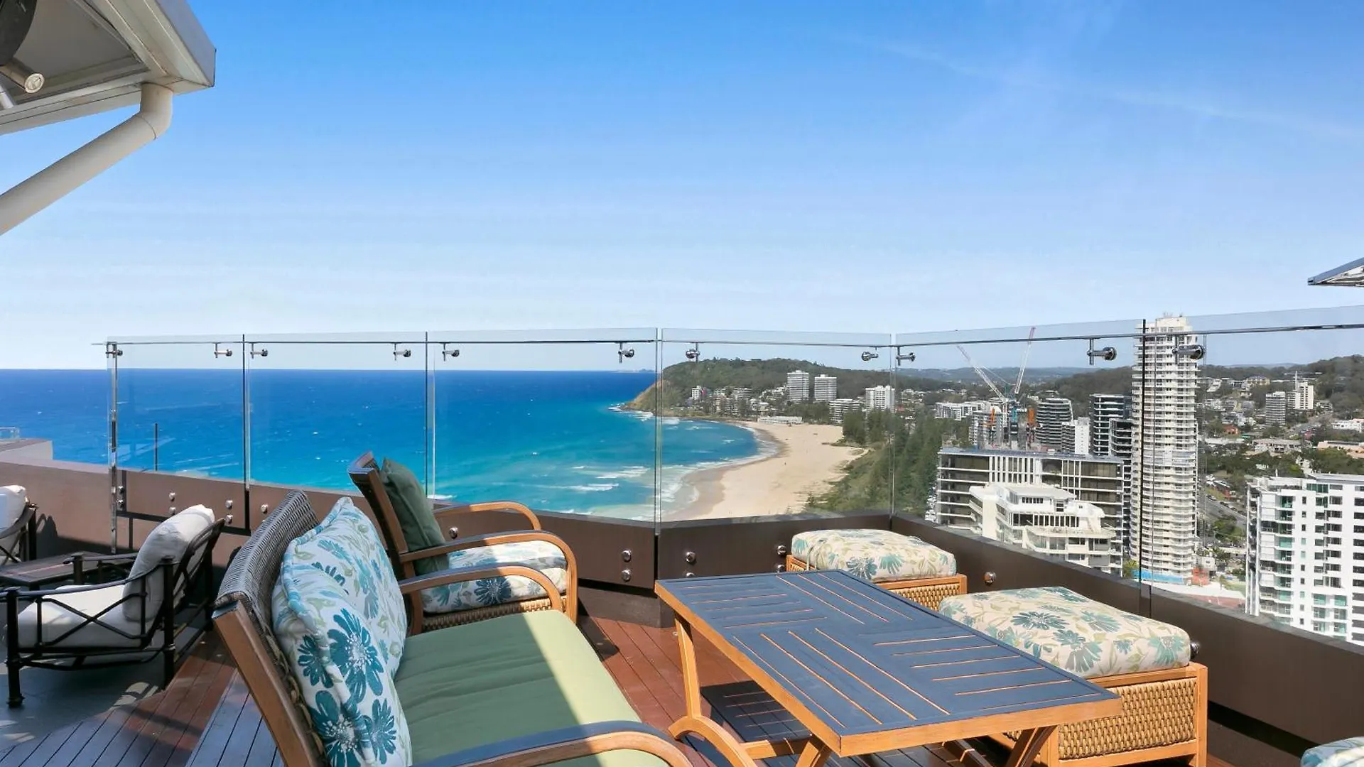 Burleigh Esplanade Gold Coast