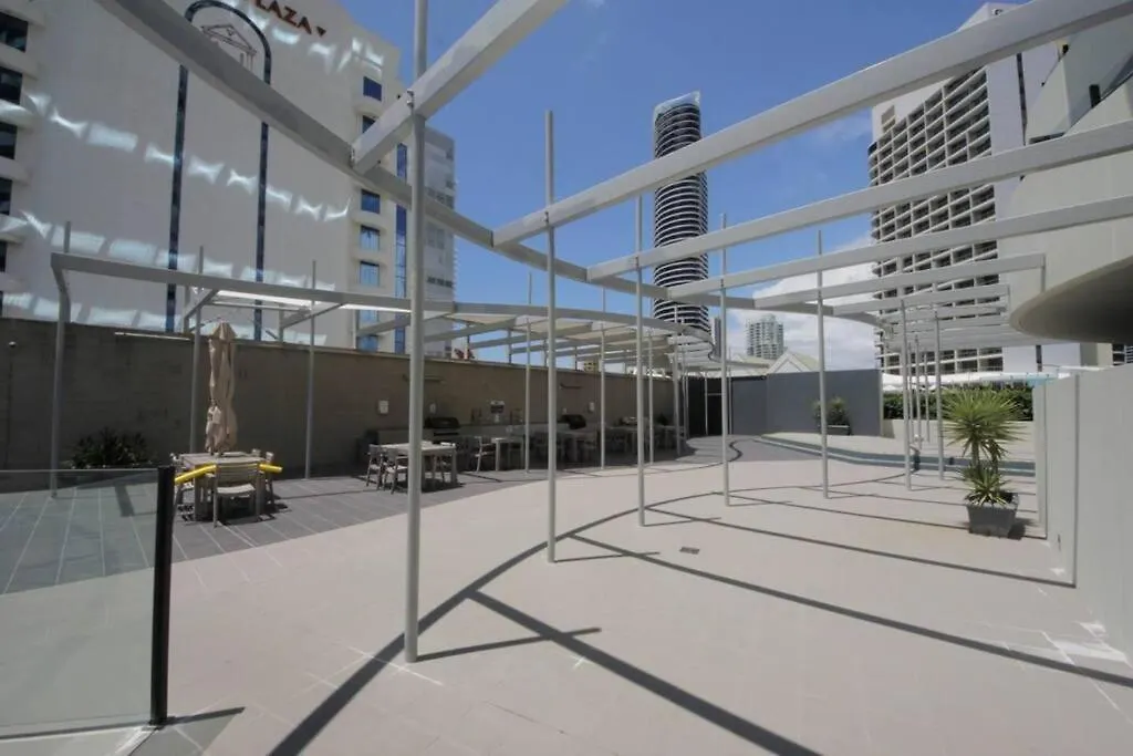 24th Floor Luxury, The Wave Broadbeach Апартаменты Голд-Кост