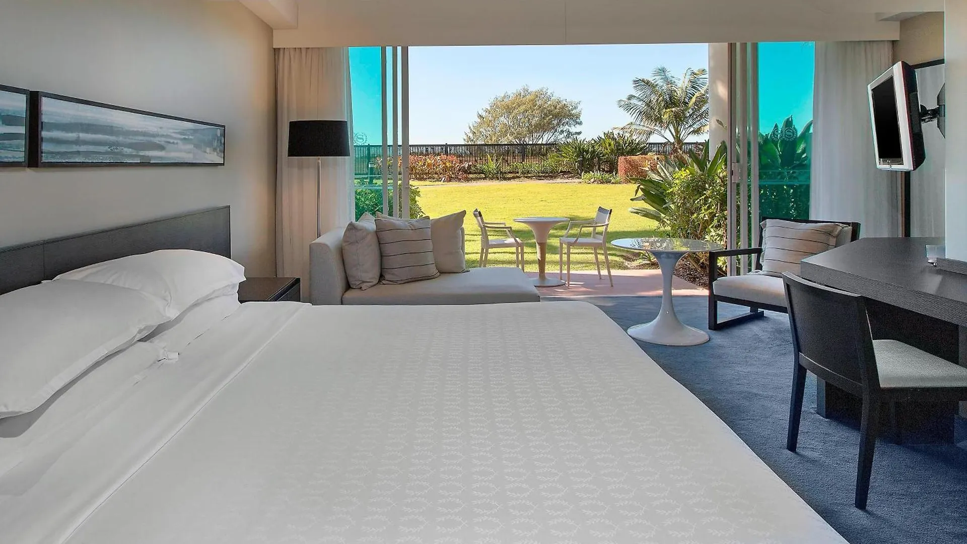 Sheraton Grand Mirage Resort 5*