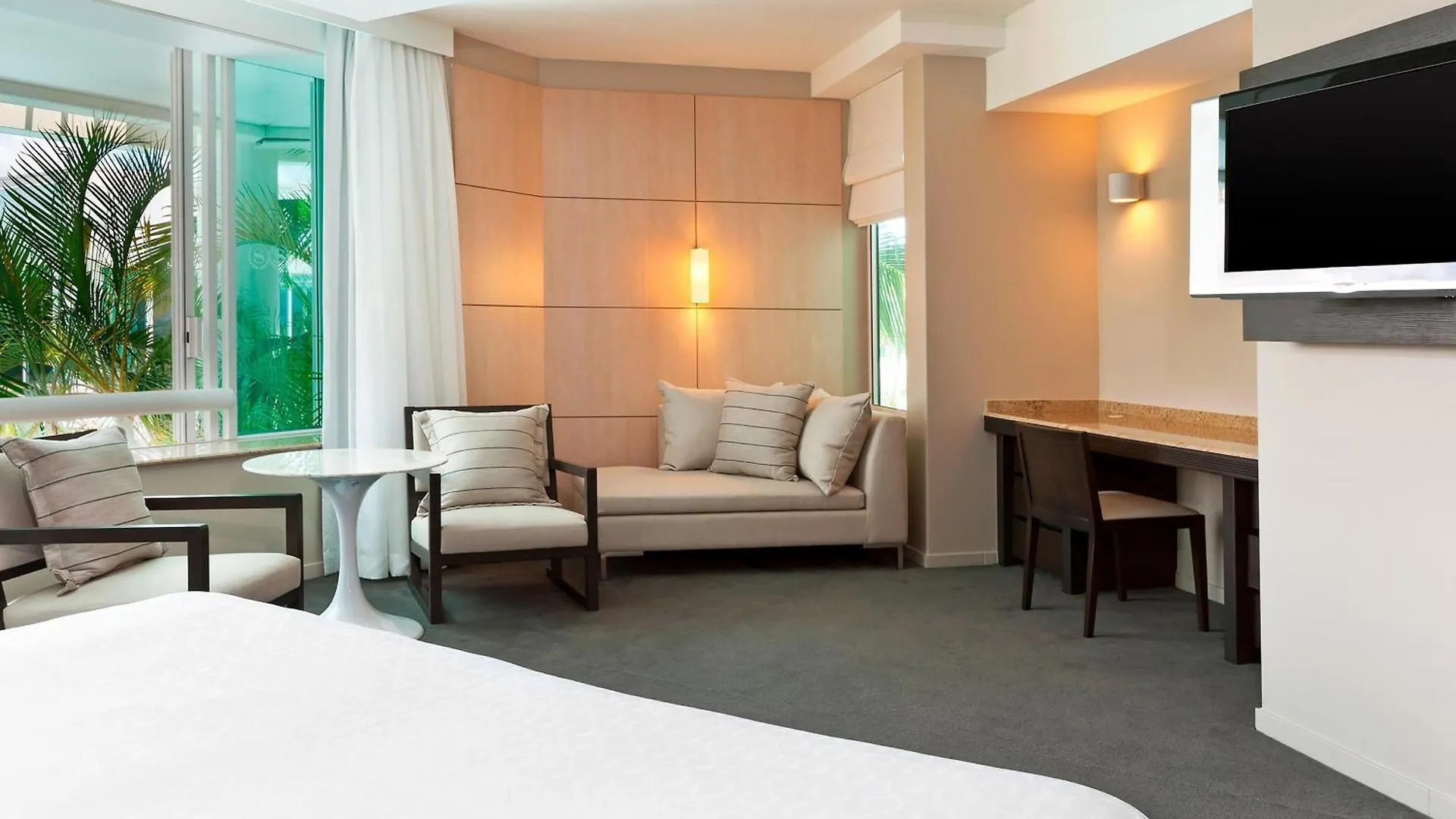 Resort Sheraton Grand Mirage 5*