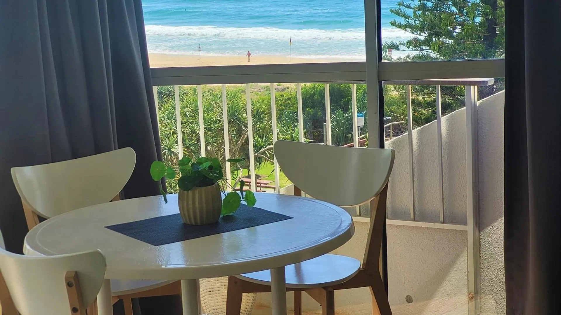 Surfers 4* Gold Coast