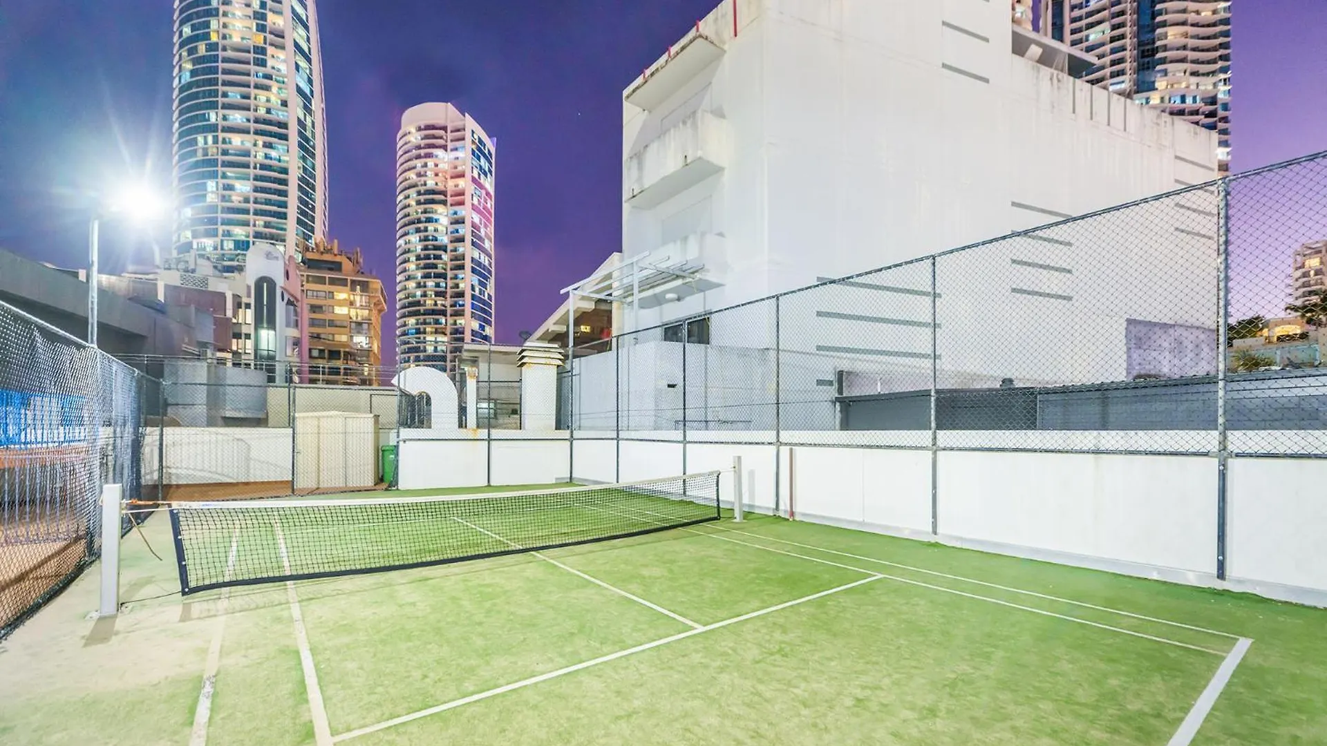 Surfers Paradise 2 Bedroom Orchid Ave Apartment Gold Coast