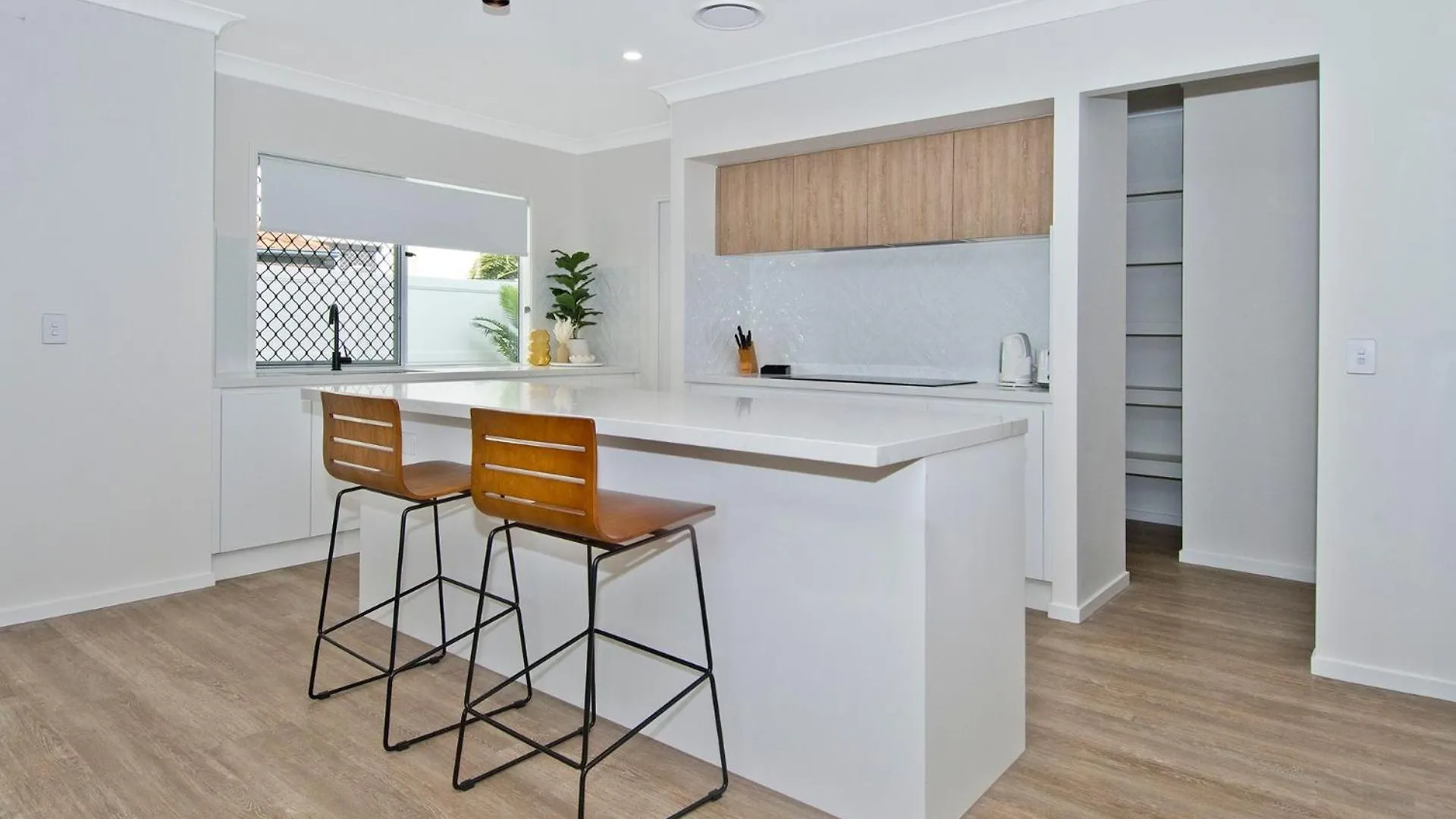 Freedom Homes Unit 199b *