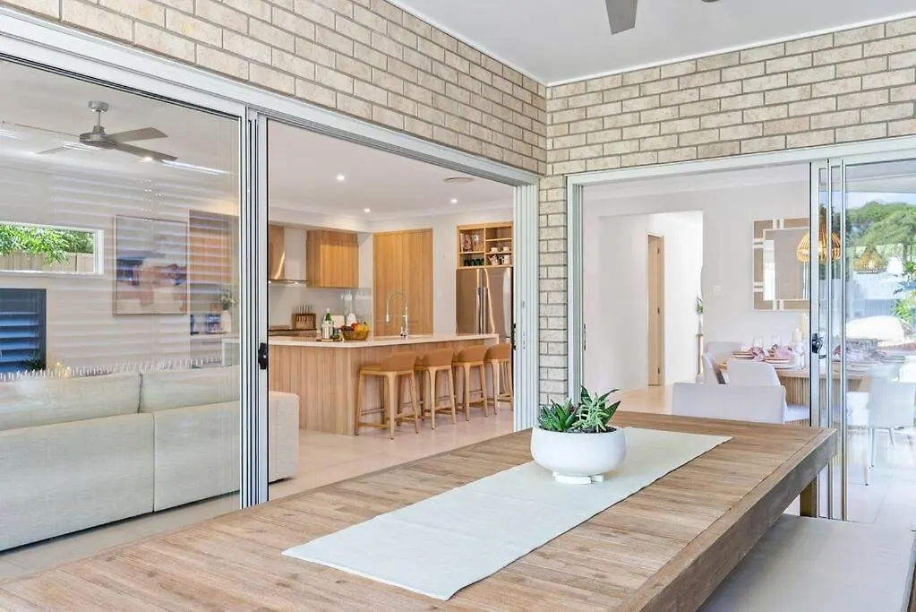 Burleigh Getaway Дом отдыха