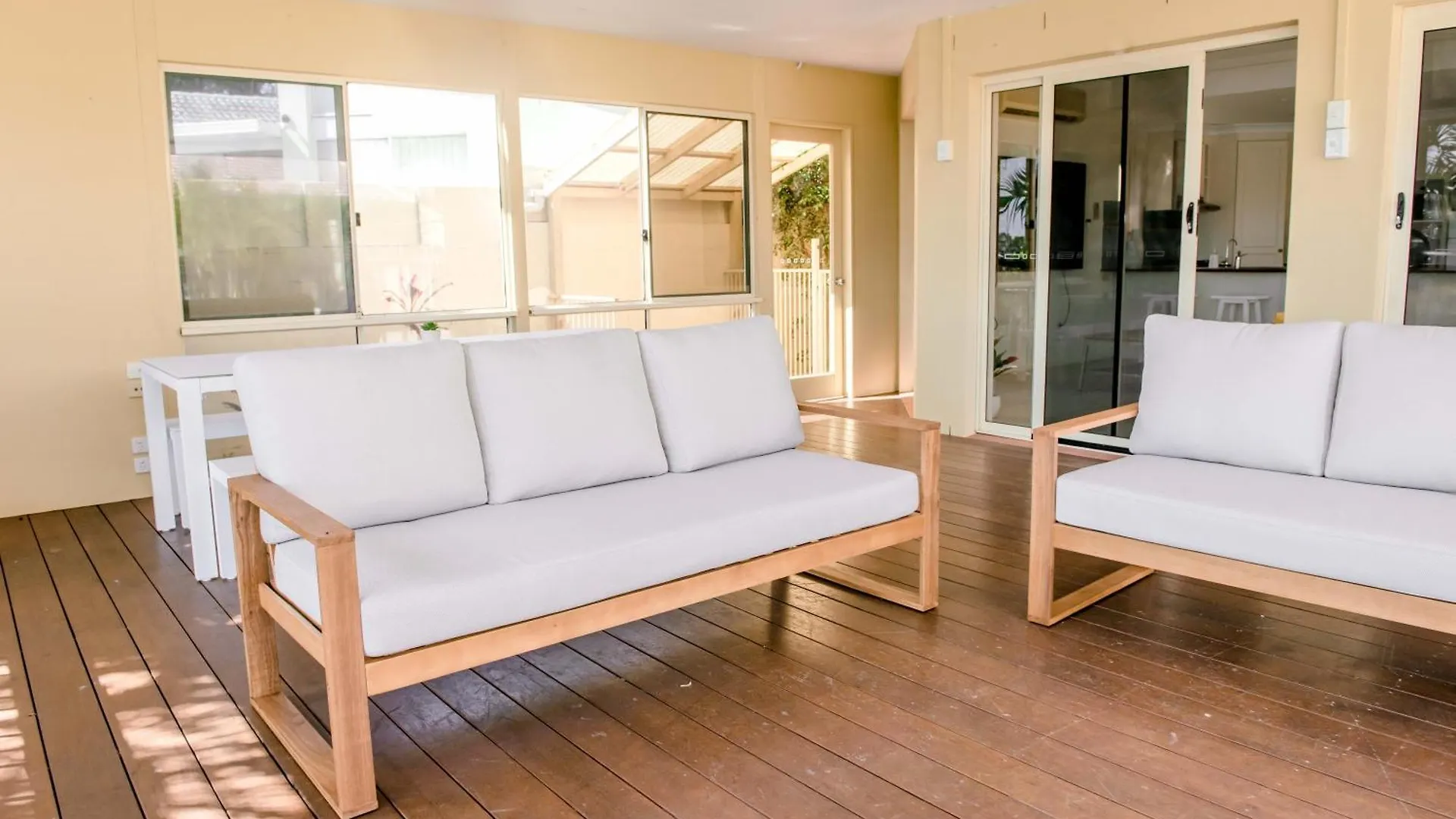 Peaceful Waterfront * Gold Coast