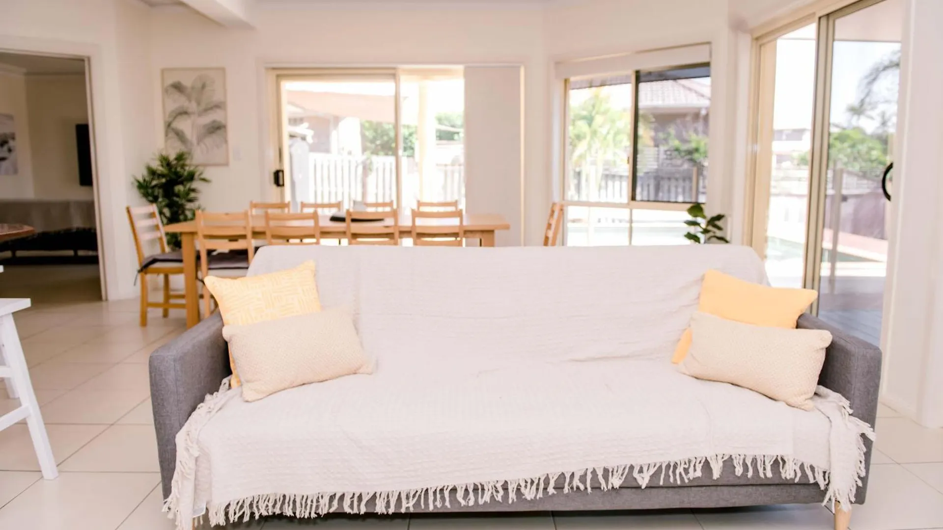 Peaceful Waterfront Ferienhaus Gold Coast