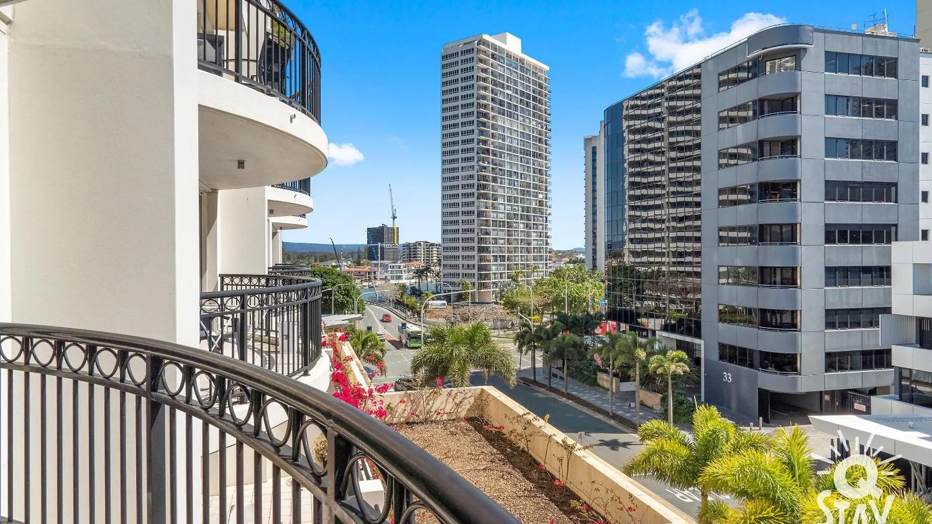 Chevron Renaissance Surfers Paradise Mid Week Madness Deal - Q Gold Coast